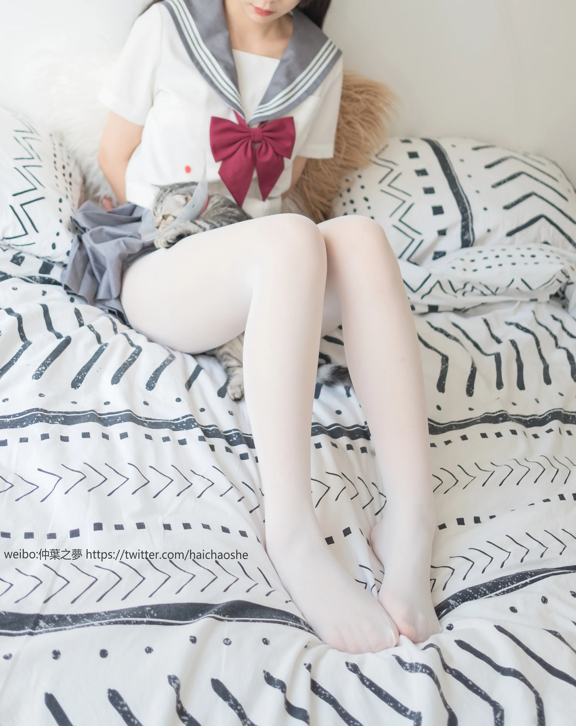 轻兰映画 Grand.018 白丝双马尾JK制服水手裙 [78P-470MB]JK制服, 双马尾, 水手服美腿, 白丝, 美足, 轻兰映画