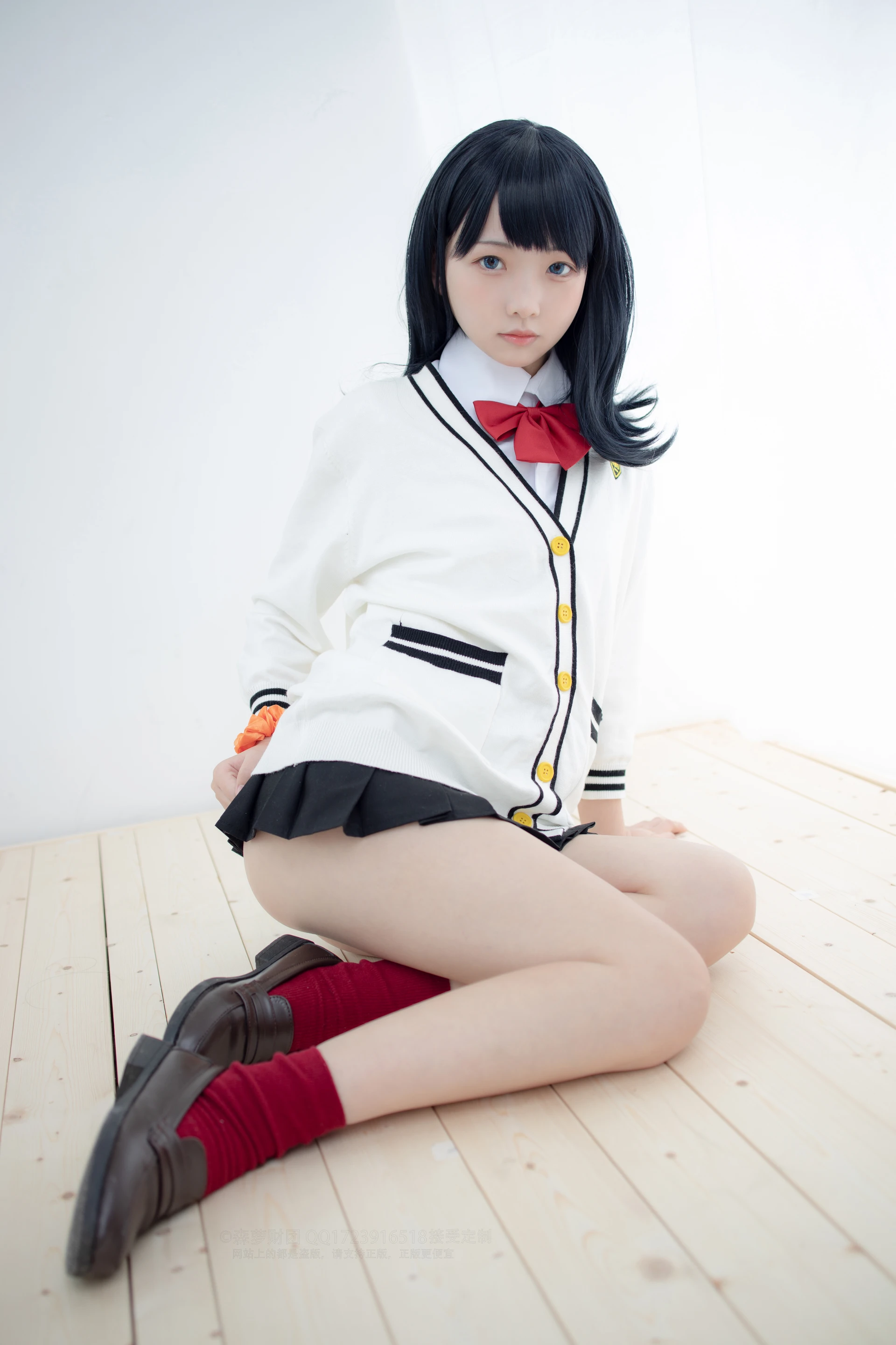 森萝财团 X-055 [93P1V-2.17G]制服, 可爱, 森萝财团, 美腿, 肉丝