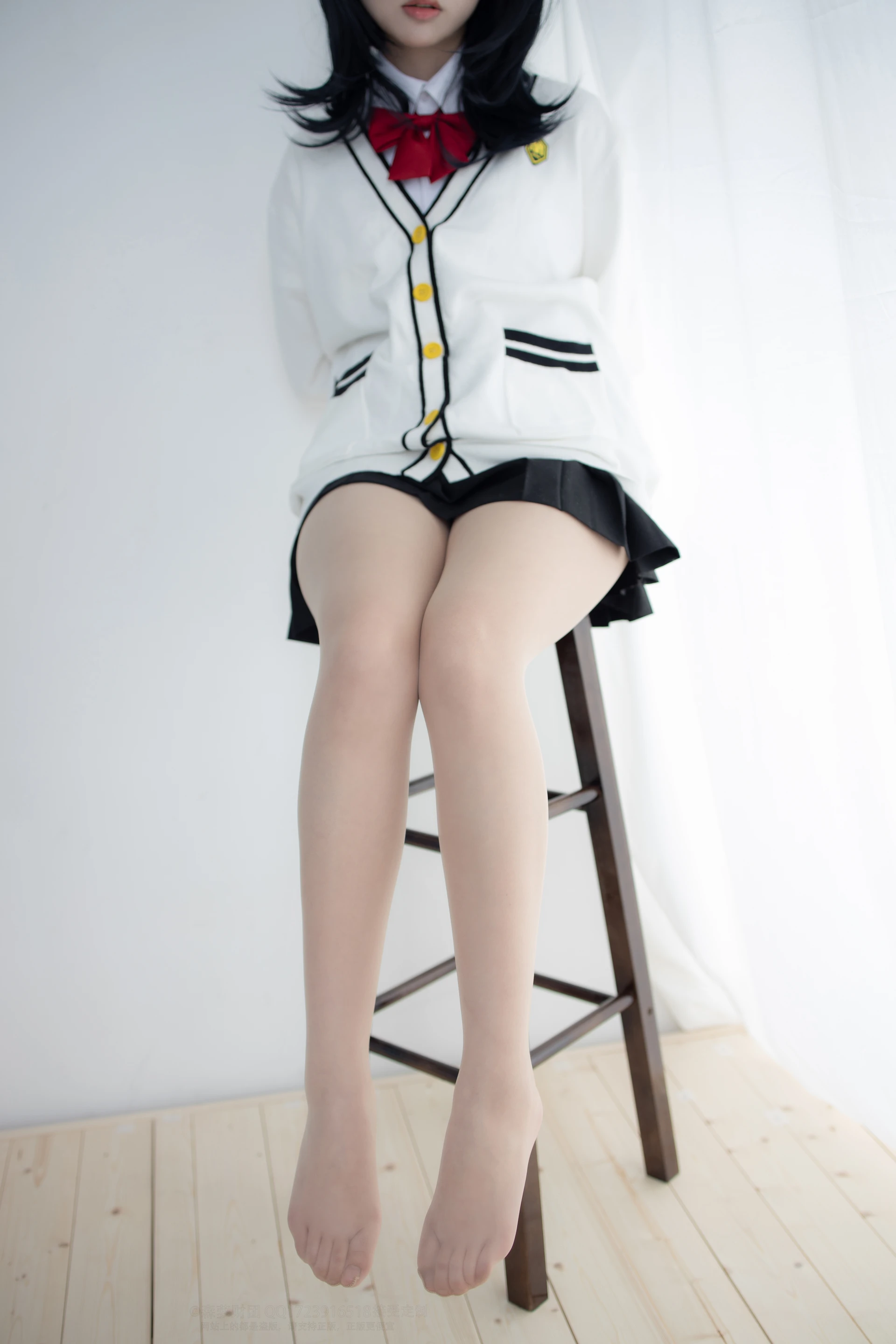 森萝财团 X-055 [93P1V-2.17G]制服, 可爱, 森萝财团, 美腿, 肉丝