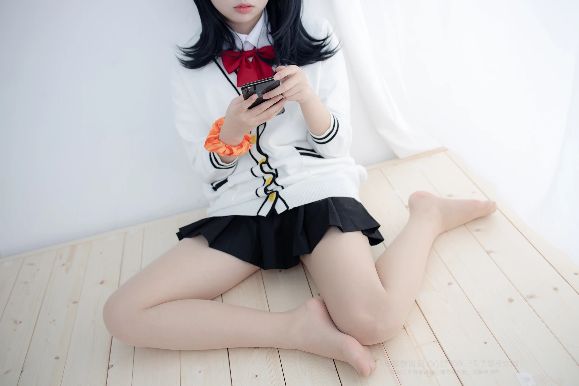 森萝财团 X-055 [93P1V-2.17G]制服, 可爱, 森萝财团, 美腿, 肉丝
