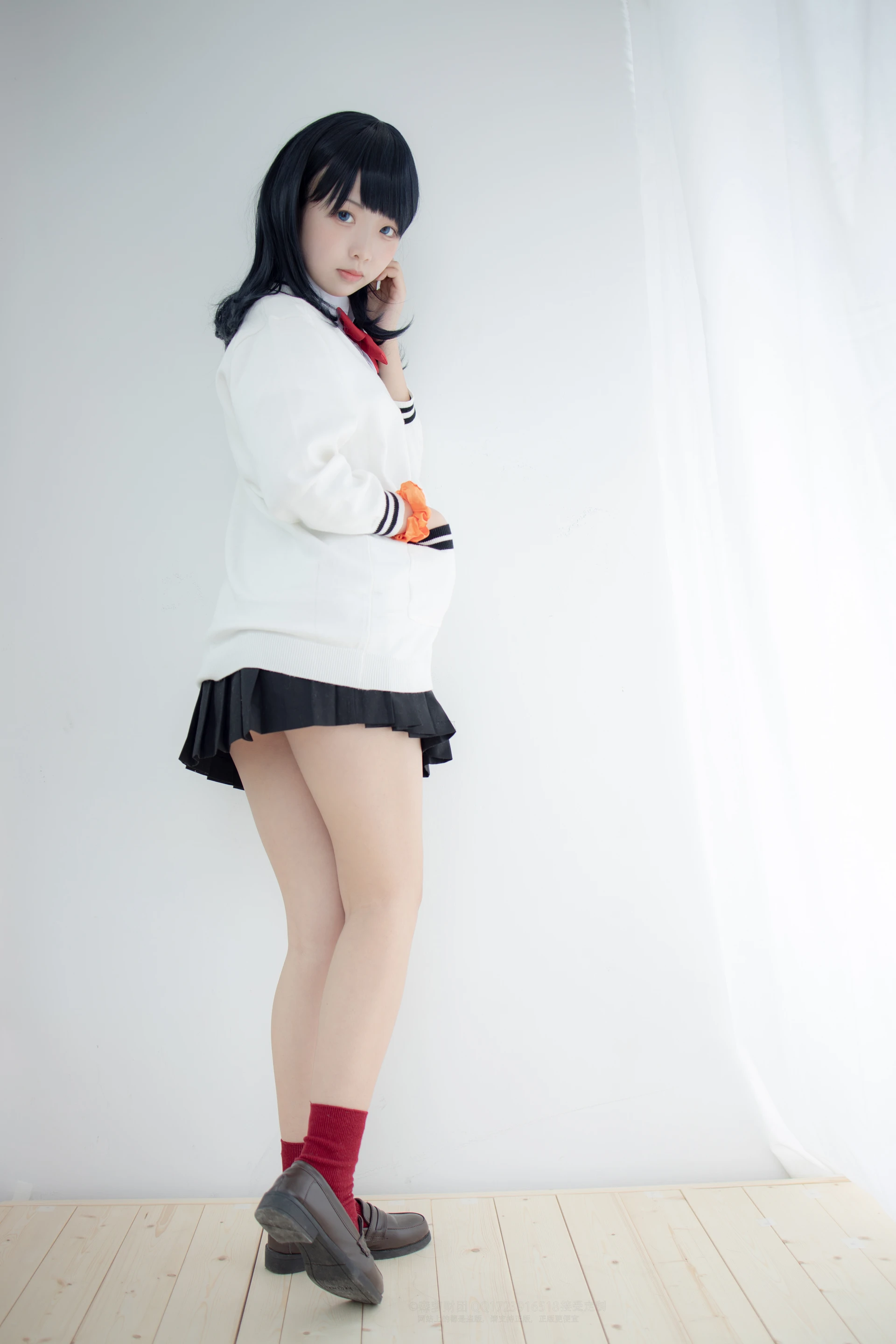 森萝财团 X-055 [93P1V-2.17G]制服, 可爱, 森萝财团, 美腿, 肉丝
