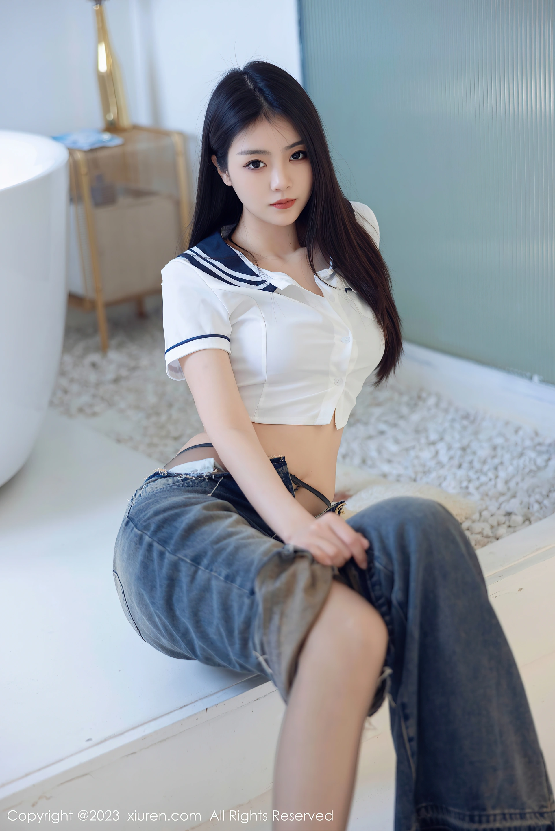 XIUREN秀人网 2023.07.05 NO.7027 可樂Vicky 牛仔裤 [82+1P642M]