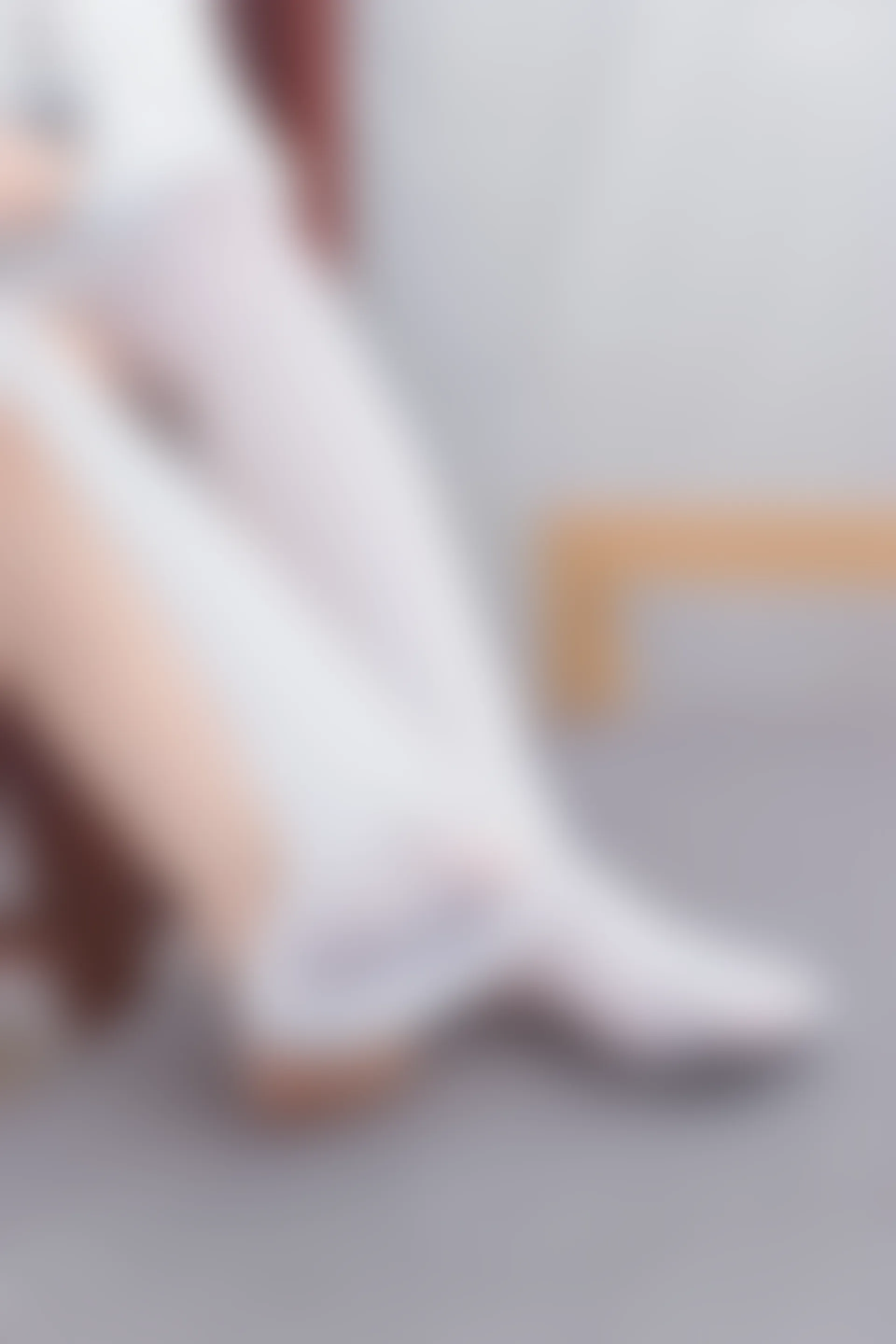 轻兰映画 SPL.008 [98P-783M]白丝, 美腿, 美足, 轻兰映画