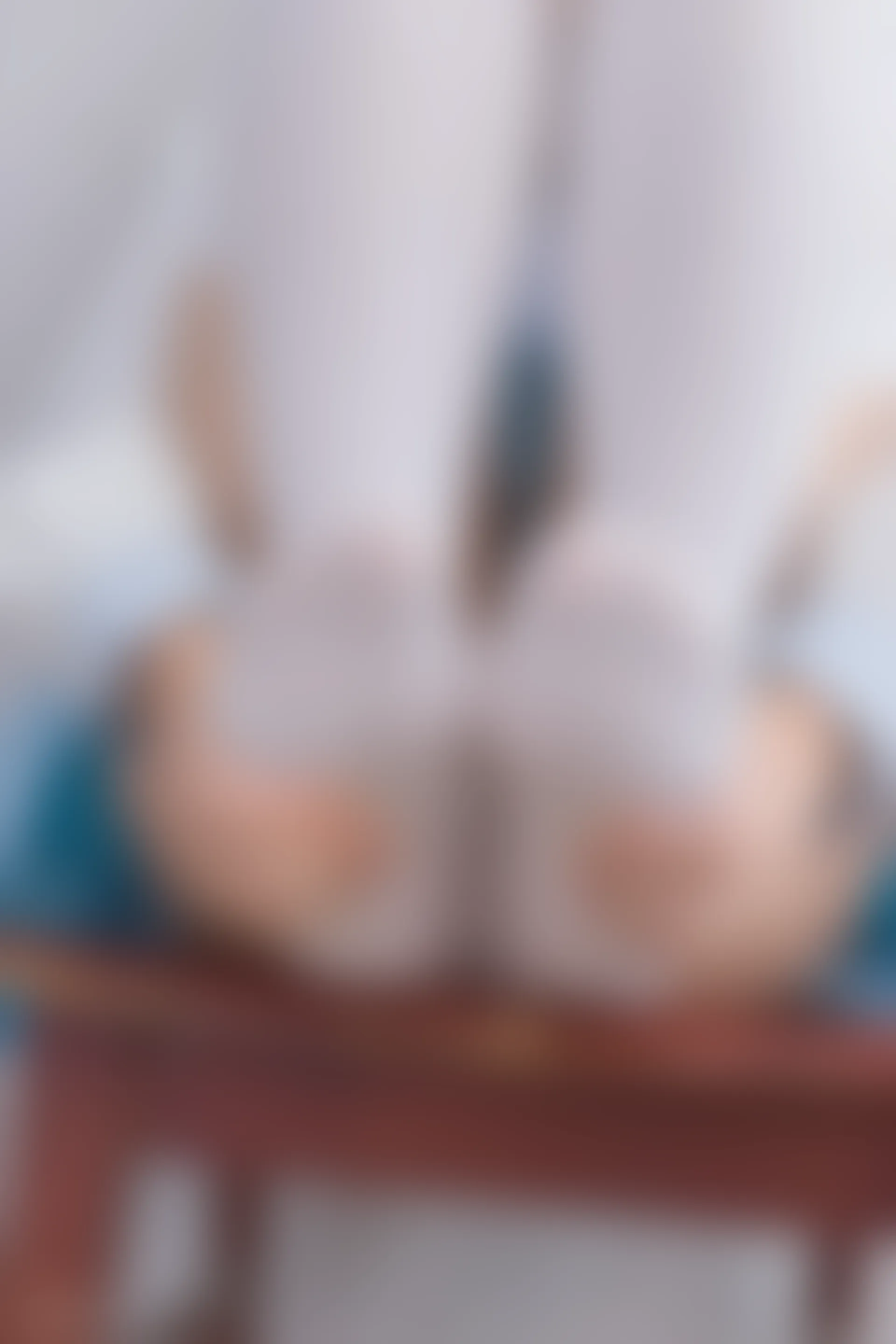 轻兰映画 SPL.008 [98P-783M]白丝, 美腿, 美足, 轻兰映画