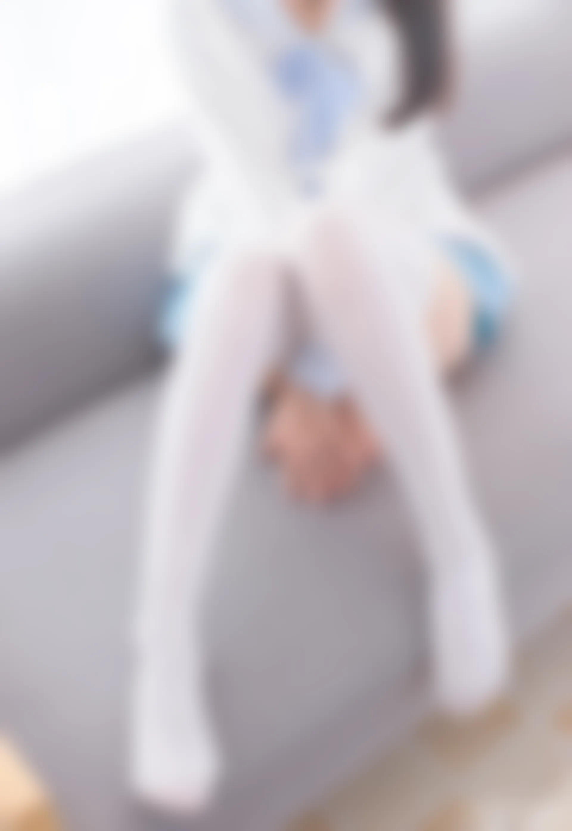 轻兰映画 SPL.008 [98P-783M]白丝, 美腿, 美足, 轻兰映画