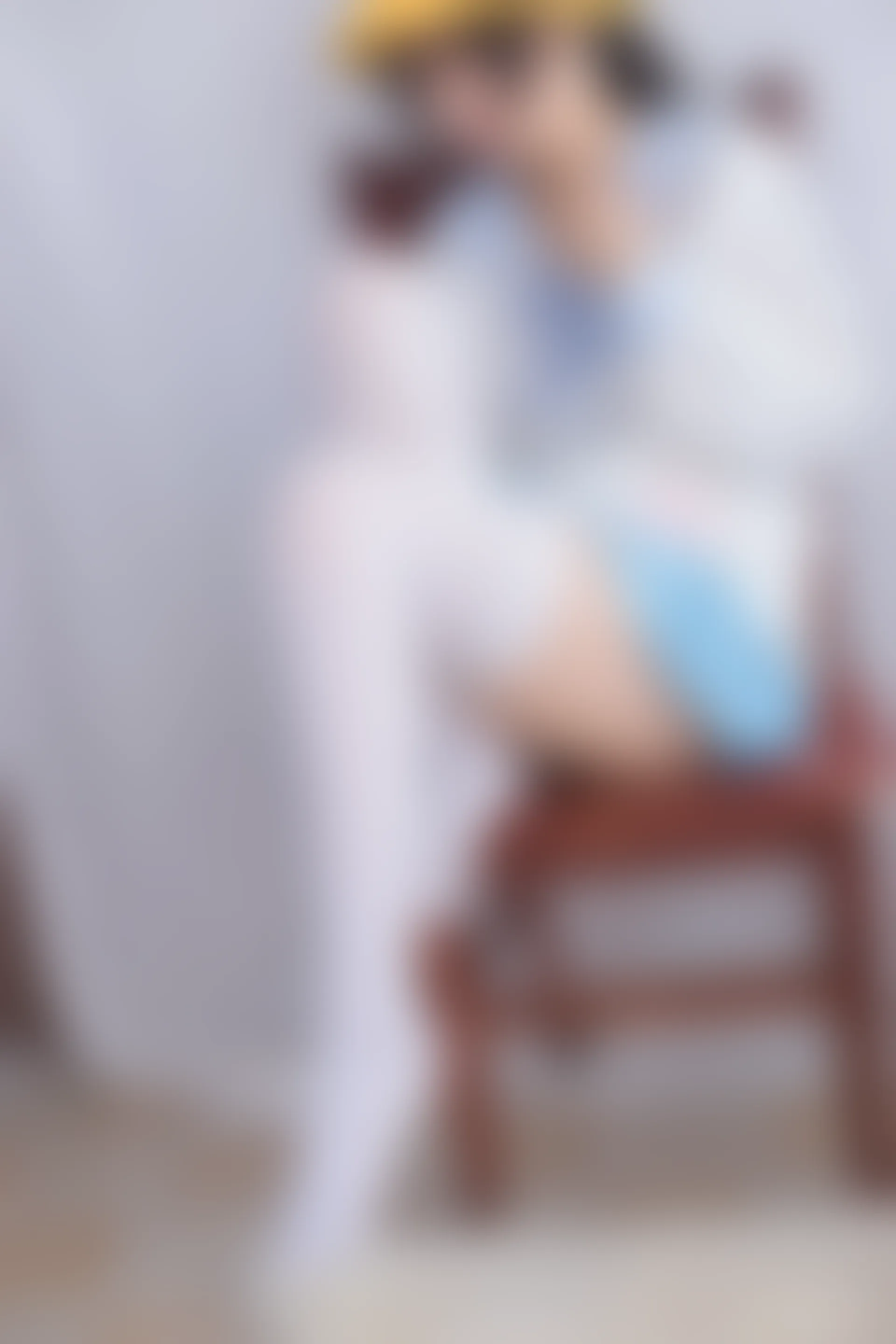 轻兰映画 SPL.008 [98P-783M]白丝, 美腿, 美足, 轻兰映画