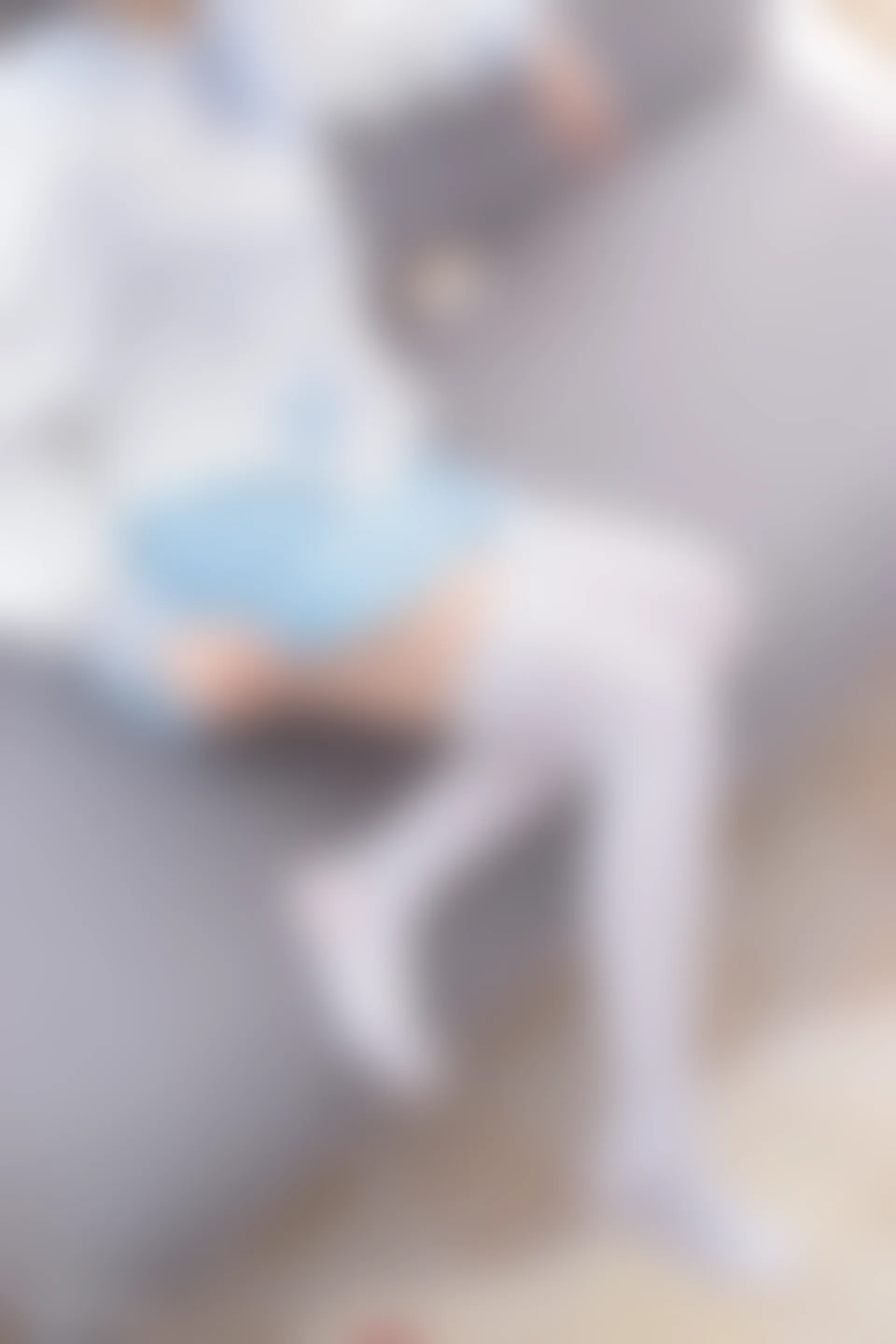 轻兰映画 SPL.008 [98P-783M]白丝, 美腿, 美足, 轻兰映画