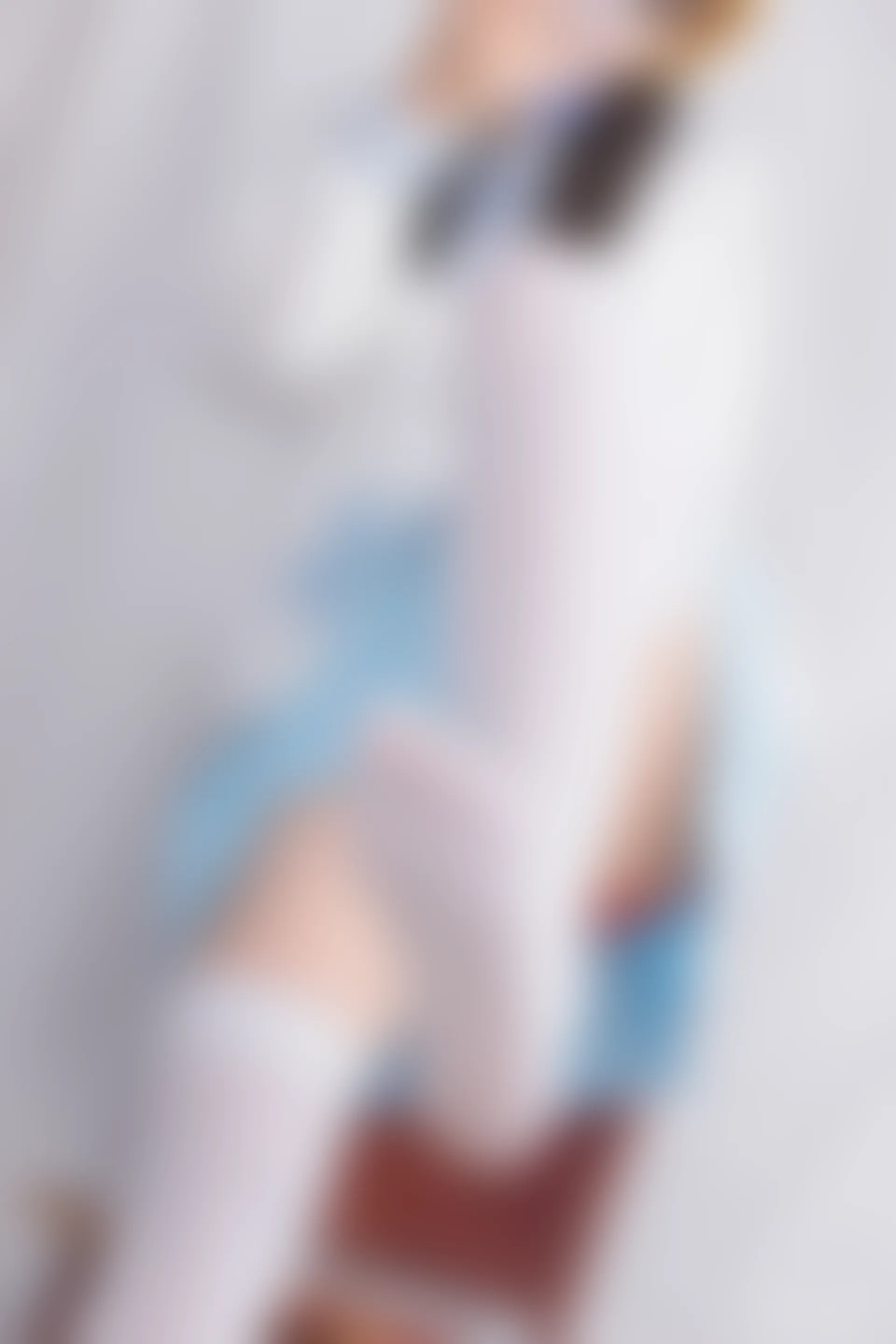 轻兰映画 SPL.008 [98P-783M]白丝, 美腿, 美足, 轻兰映画