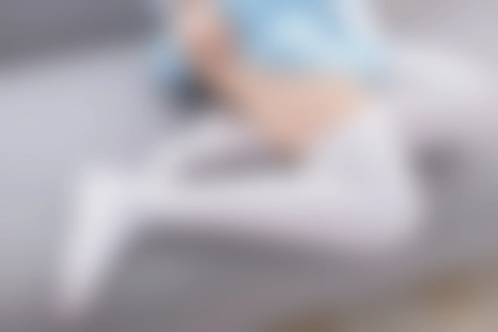 轻兰映画 SPL.008 [98P-783M]白丝, 美腿, 美足, 轻兰映画