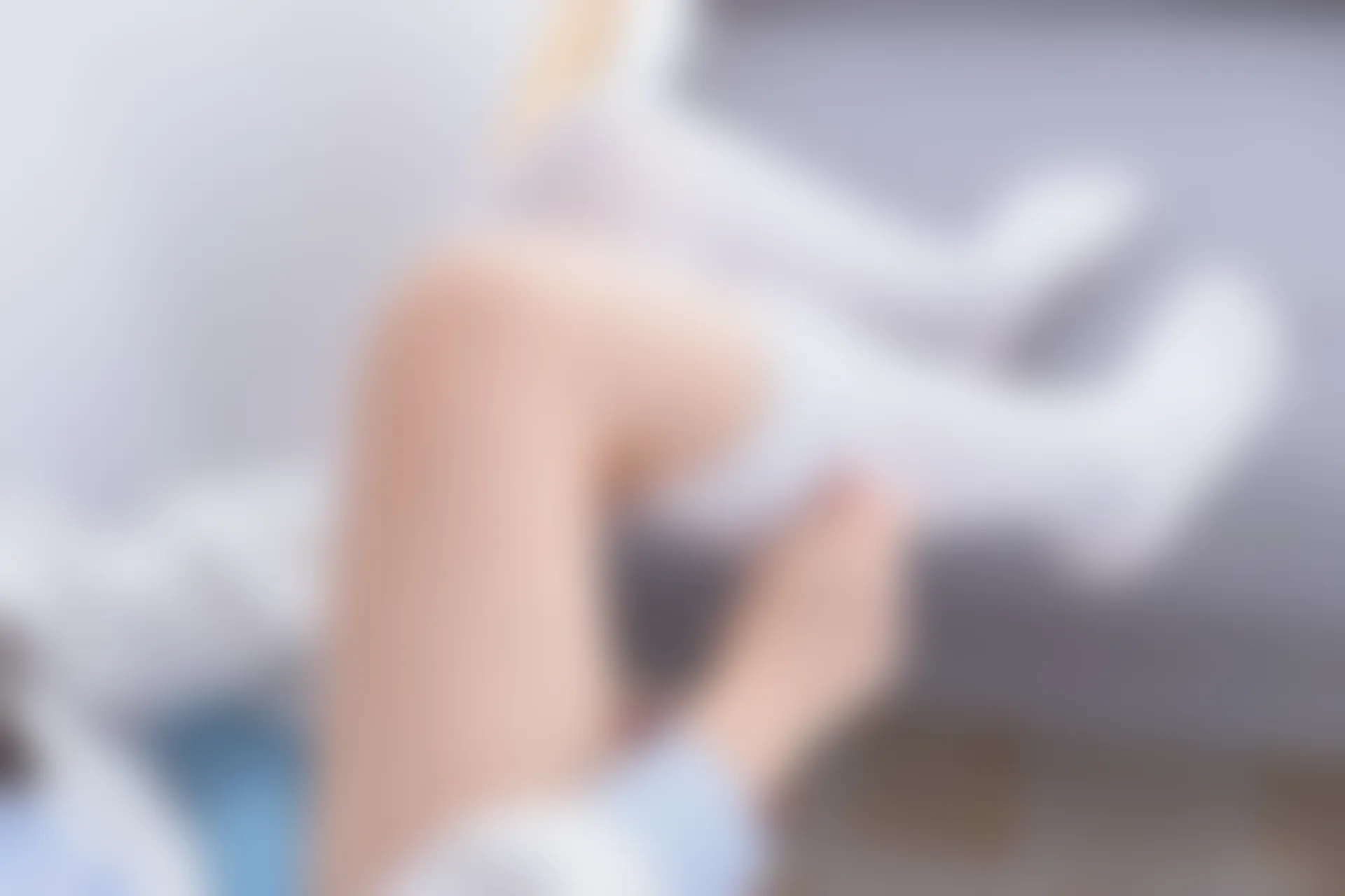 轻兰映画 SPL.008 [98P-783M]白丝, 美腿, 美足, 轻兰映画