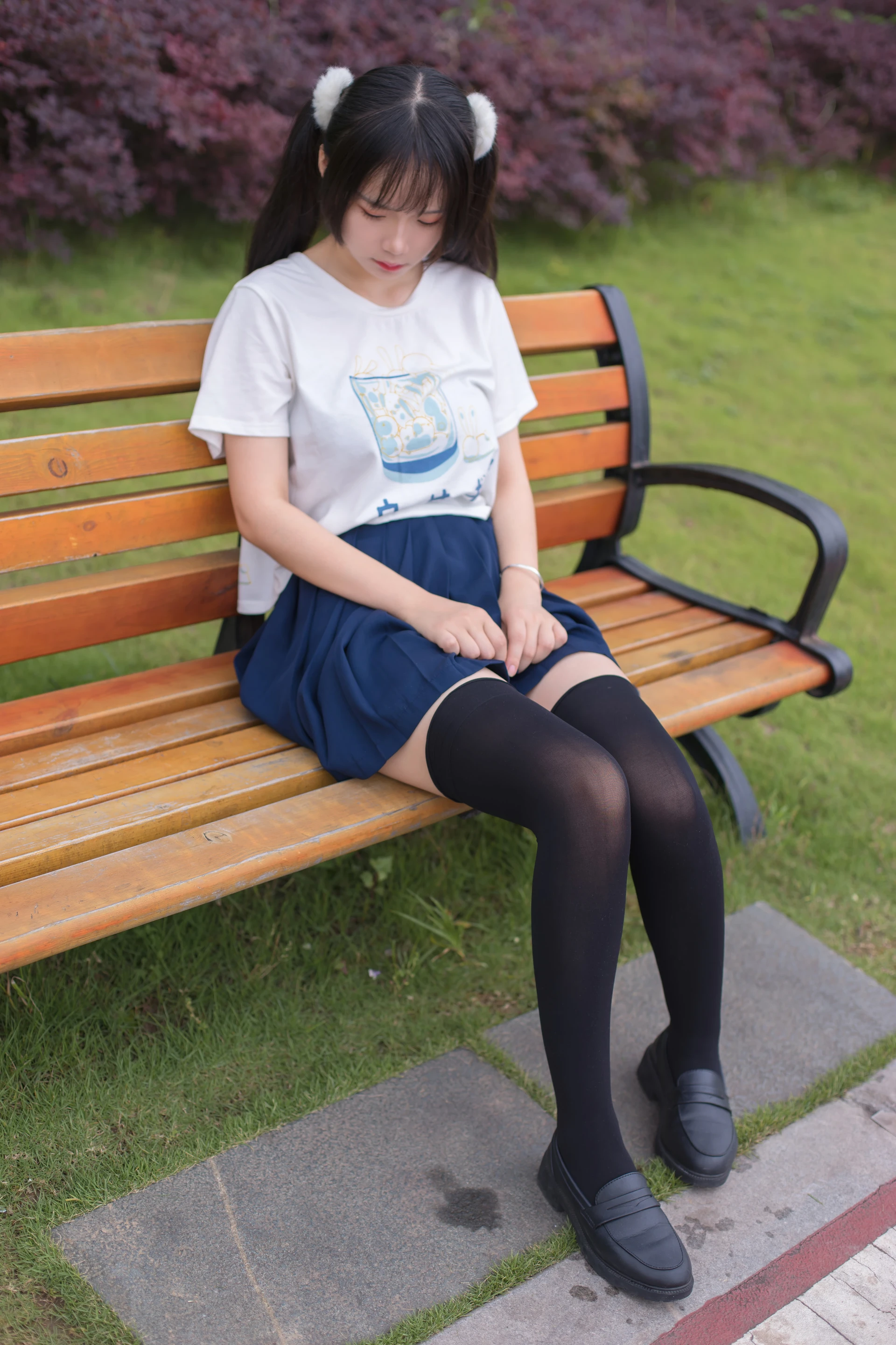 轻兰映画 SPL.005 [124P-912M]白丝, 美腿, 美足, 轻兰映画, 黑丝