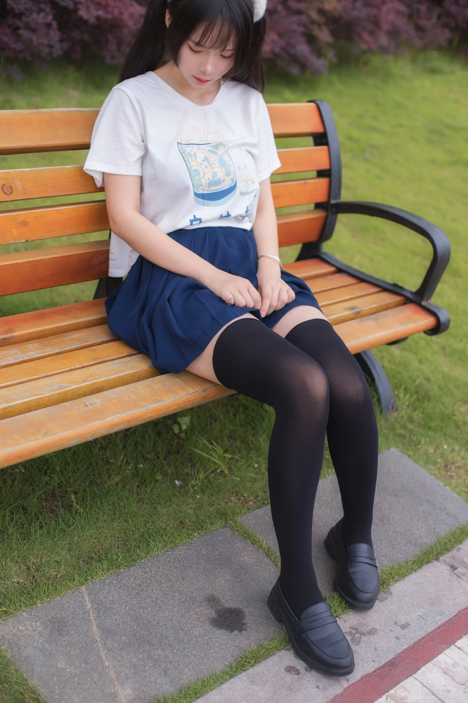 轻兰映画 SPL.005 [124P-912M]白丝, 美腿, 美足, 轻兰映画, 黑丝