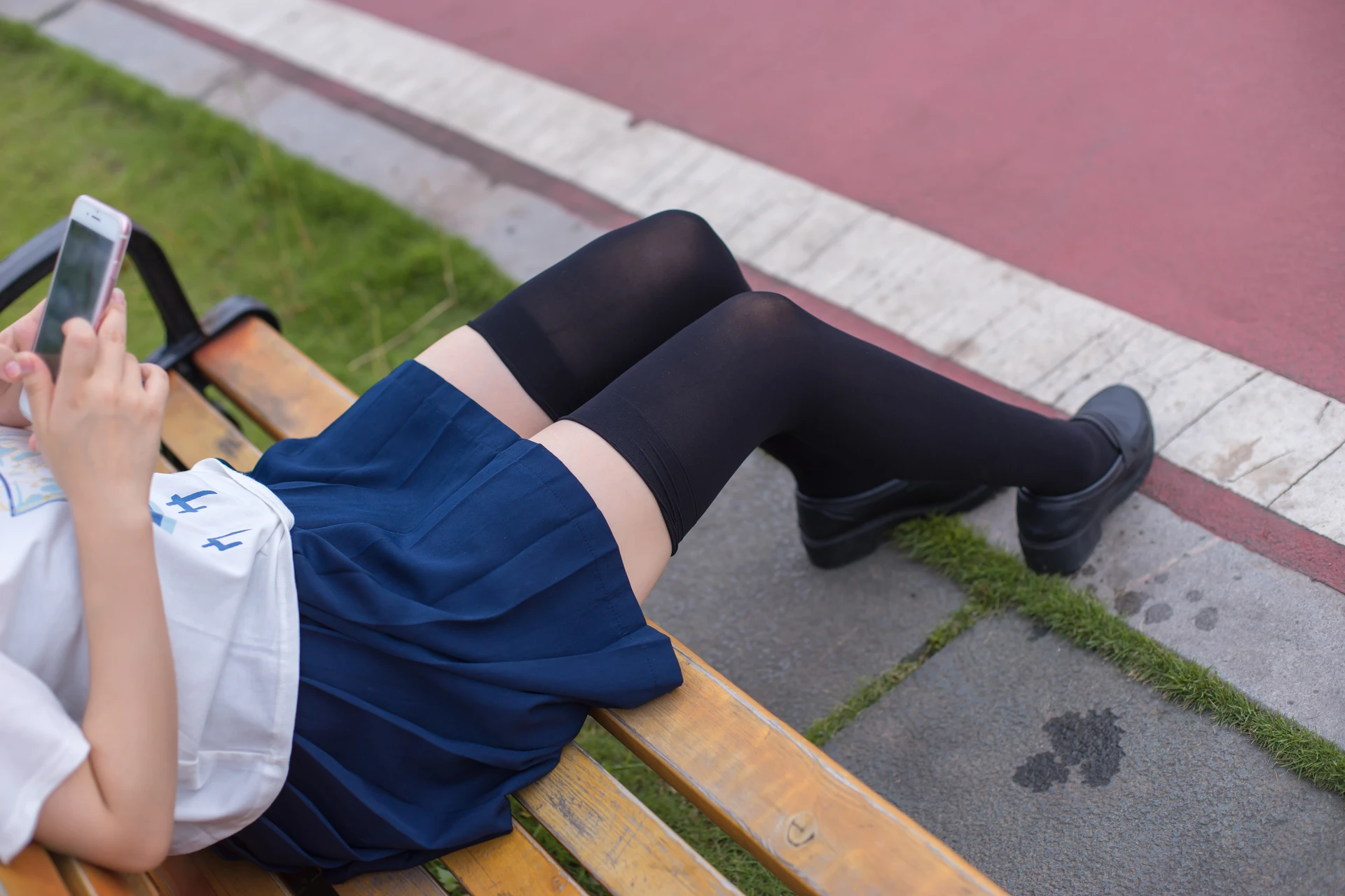 轻兰映画 SPL.005 [124P-912M]白丝, 美腿, 美足, 轻兰映画, 黑丝