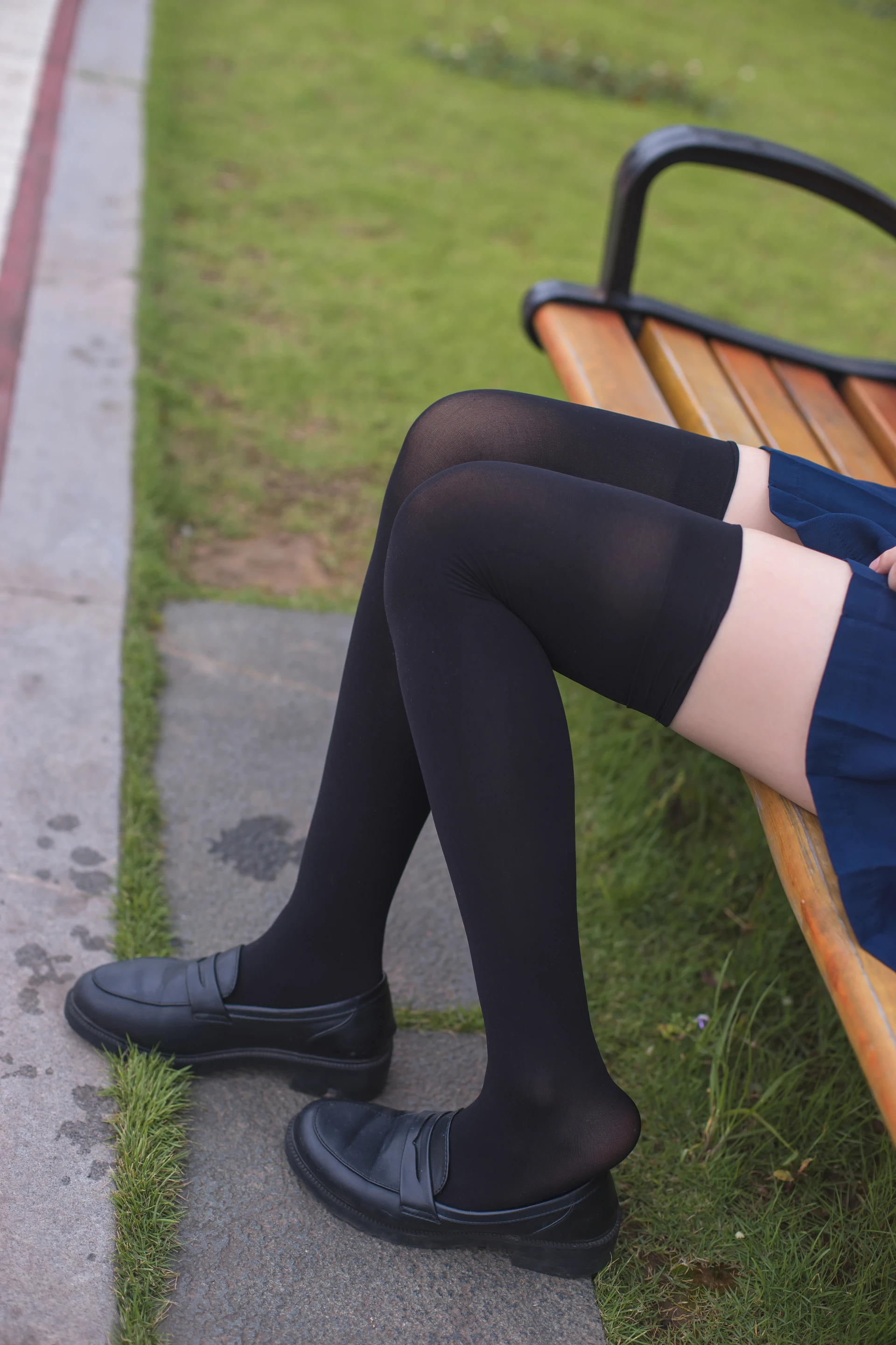 轻兰映画 SPL.005 [124P-912M]白丝, 美腿, 美足, 轻兰映画, 黑丝