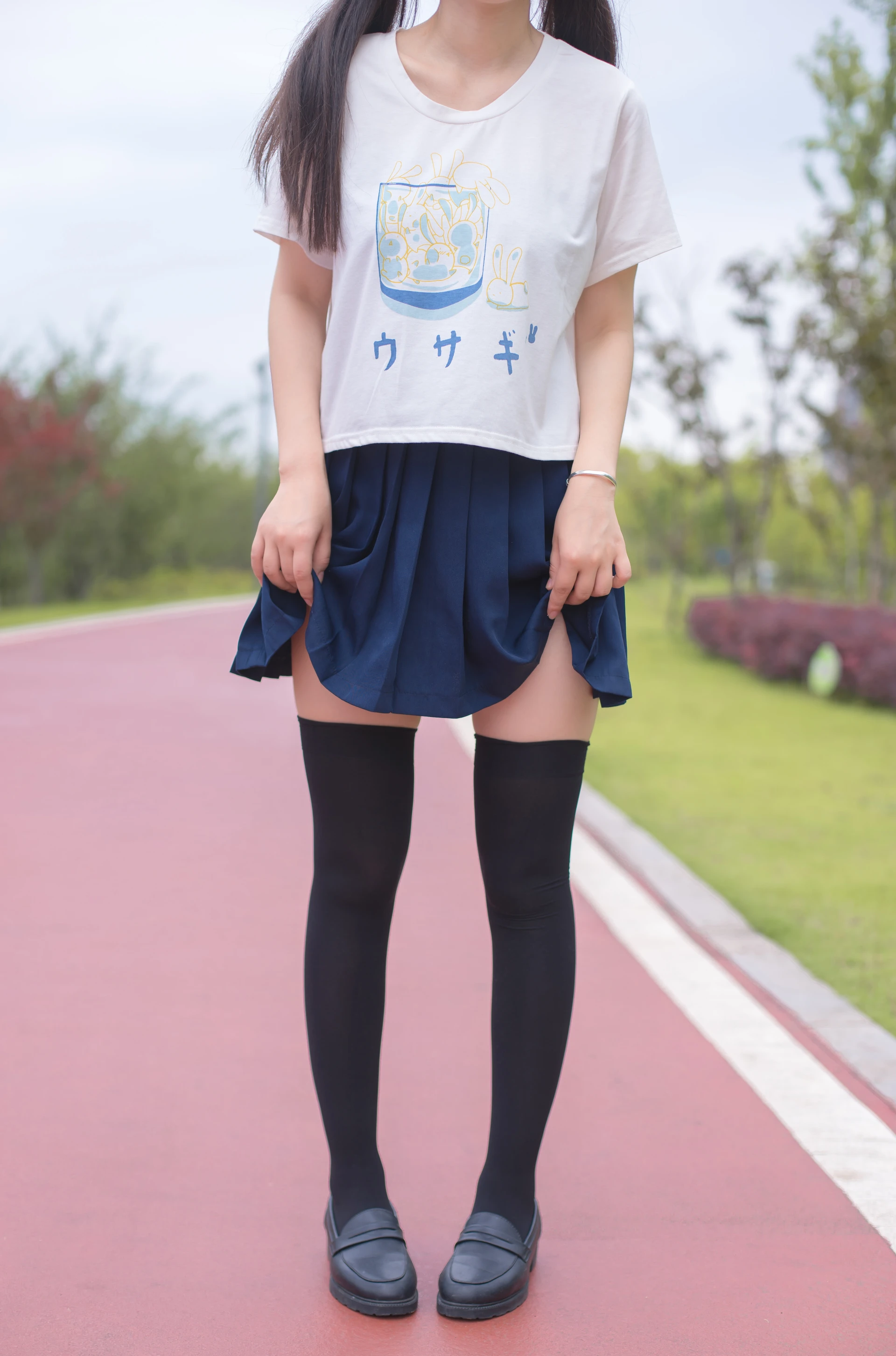 轻兰映画 SPL.005 [124P-912M]白丝, 美腿, 美足, 轻兰映画, 黑丝