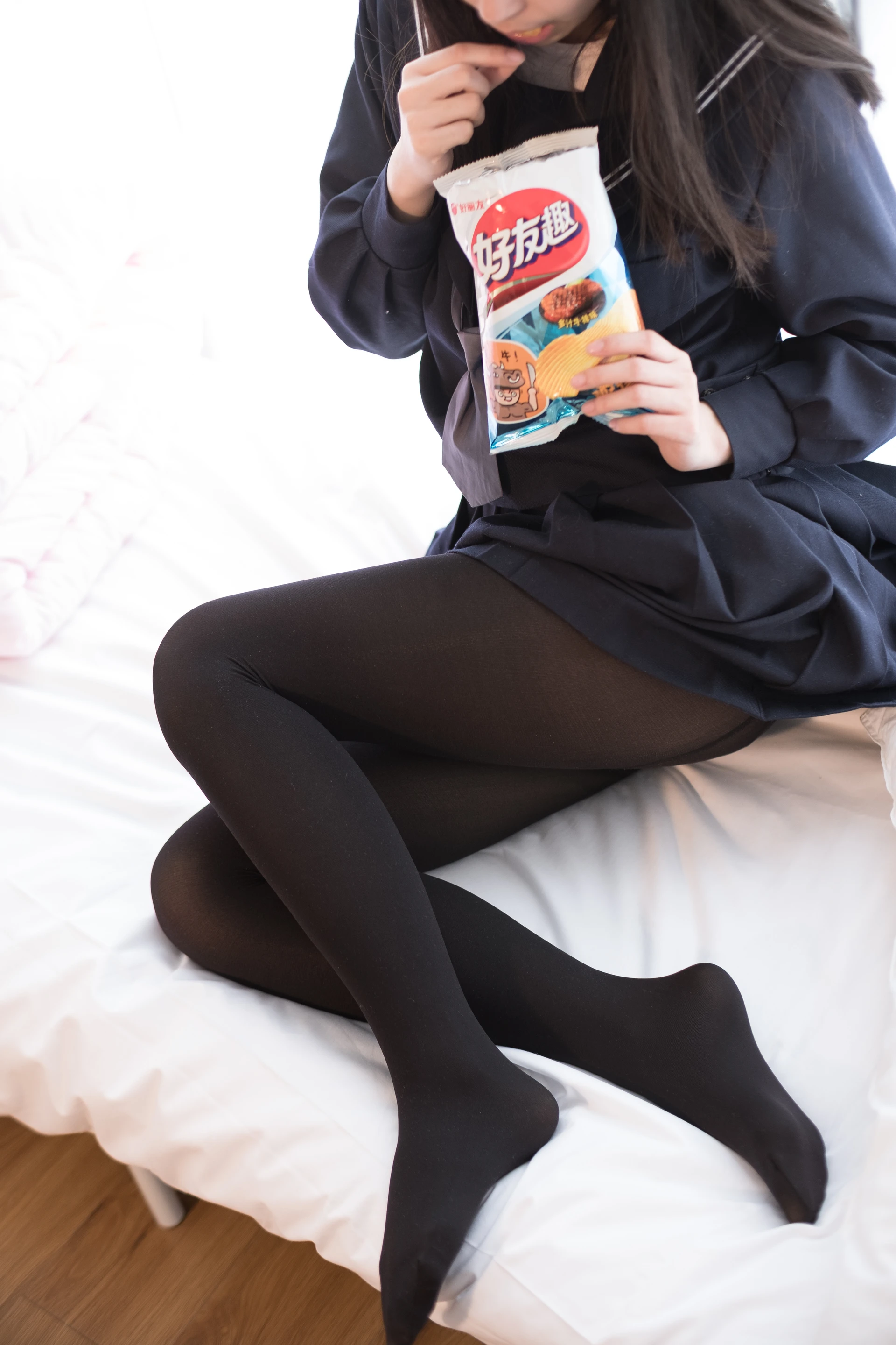 森萝财团 X-004 [127P1V-1.61G]美腿, 美足, 黑丝
