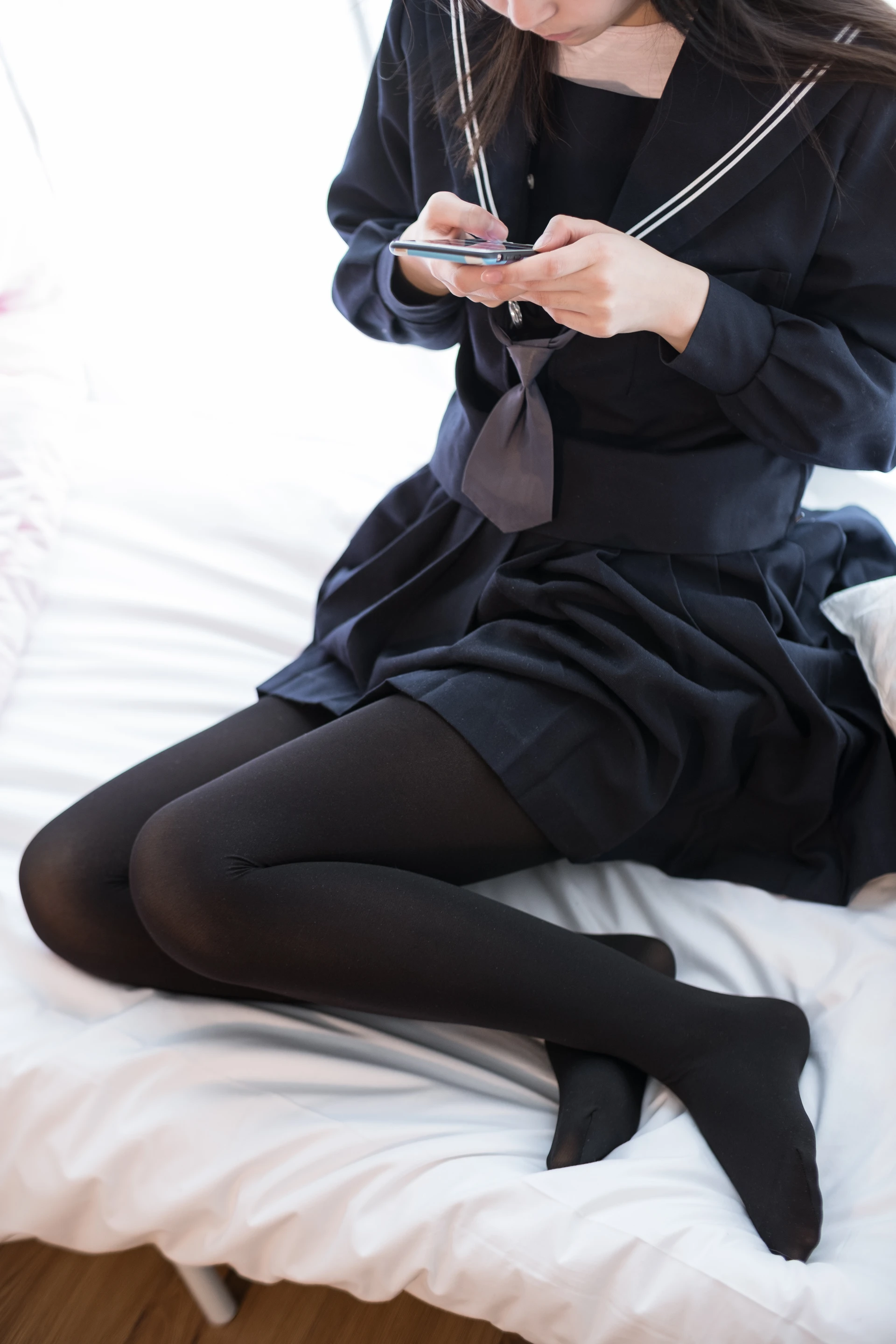 森萝财团 X-004 [127P1V-1.61G]美腿, 美足, 黑丝