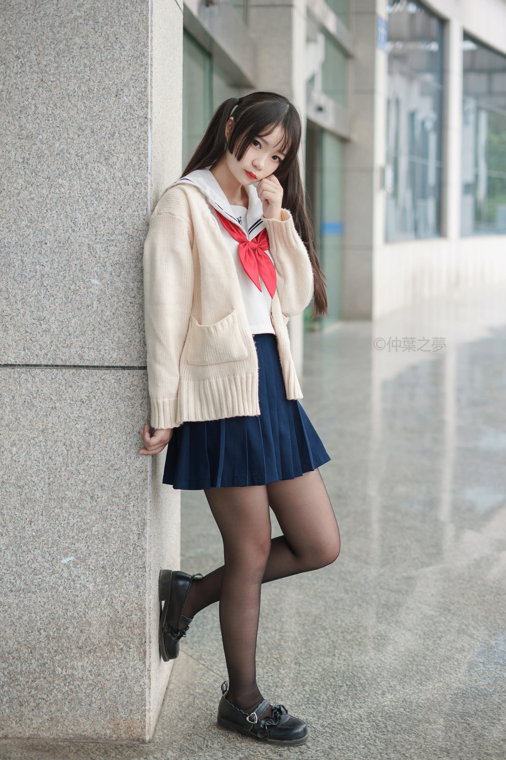 轻兰映画 VOL.012 [60P-427M]可爱, 美腿, 美足, 轻兰映画, 黑丝