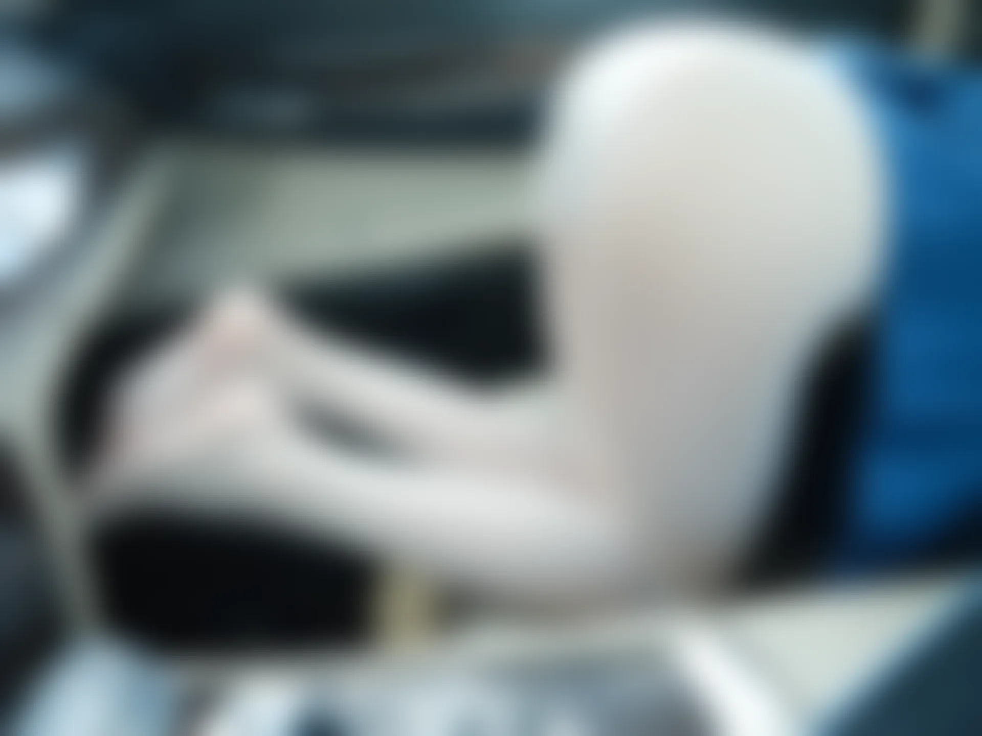 紧急企划 VOL.023 一只喵喵梓 一亿像素 车内双马尾白丝JK制服 [88P1V-4.04GB]JK制服, 一只喵喵梓, 双马尾, 白丝, 紧急企划