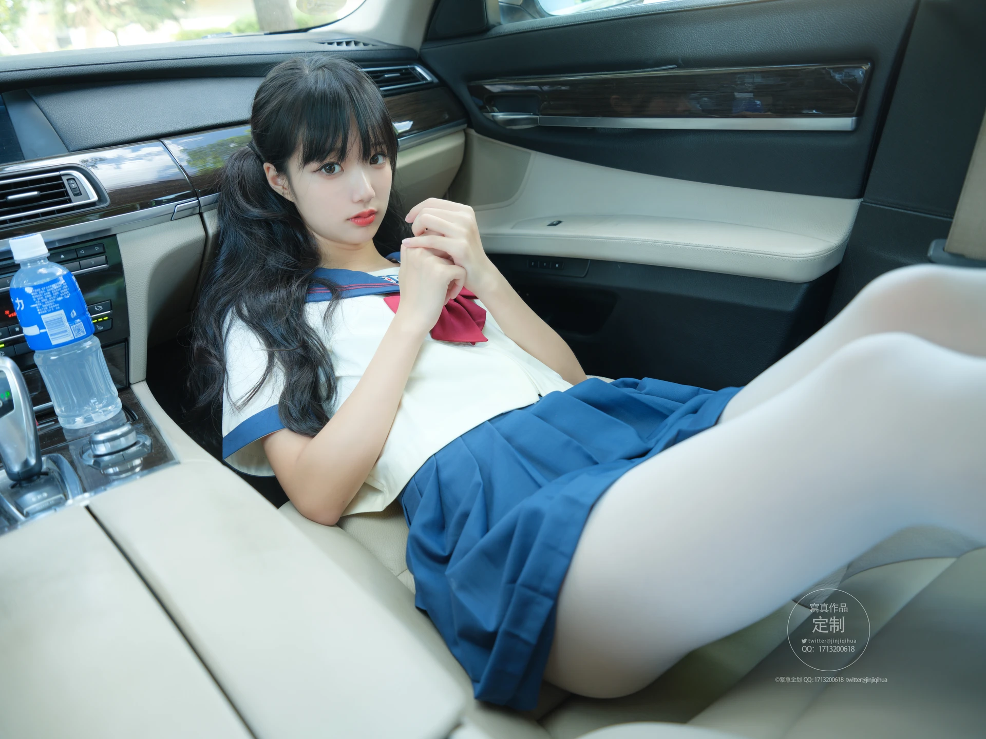 紧急企划 VOL.023 一只喵喵梓 一亿像素 车内双马尾白丝JK制服 [88P1V-4.04GB]JK制服, 一只喵喵梓, 双马尾, 白丝, 紧急企划