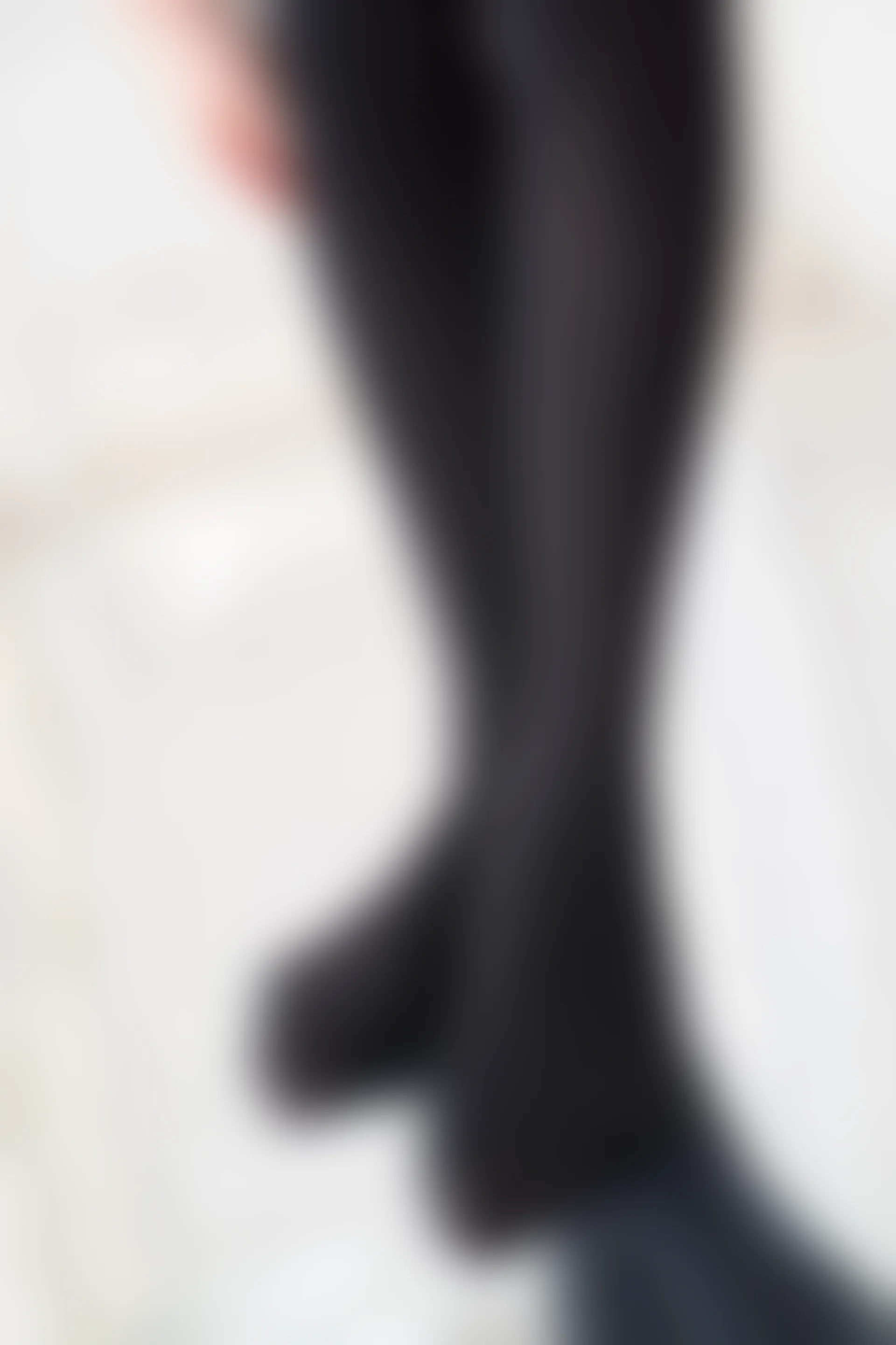 森萝财团 R15-029 [78P-387M]可爱, 森萝财团, 美腿, 黑丝