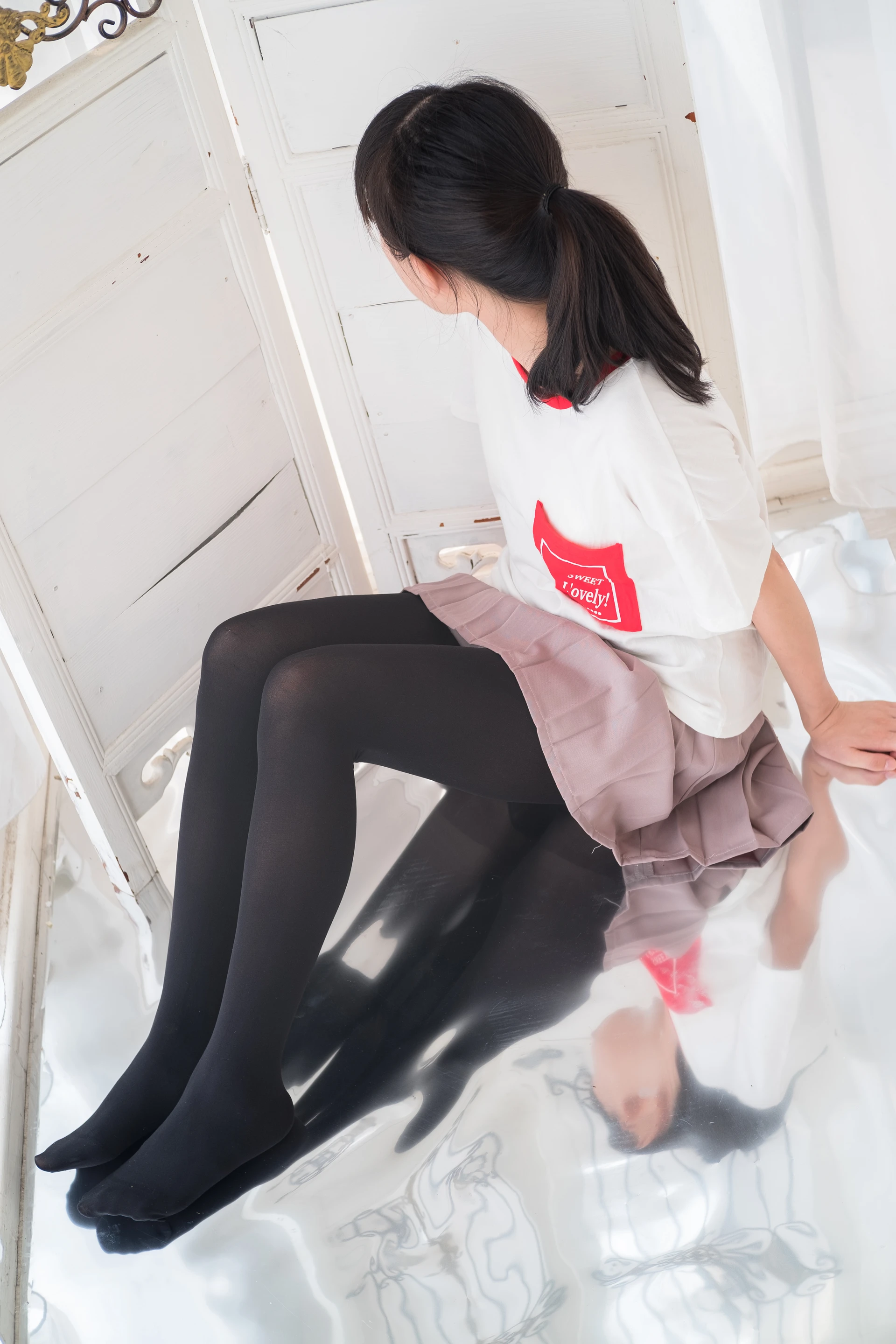 森萝财团 R15-029 [78P-387M]可爱, 森萝财团, 美腿, 黑丝