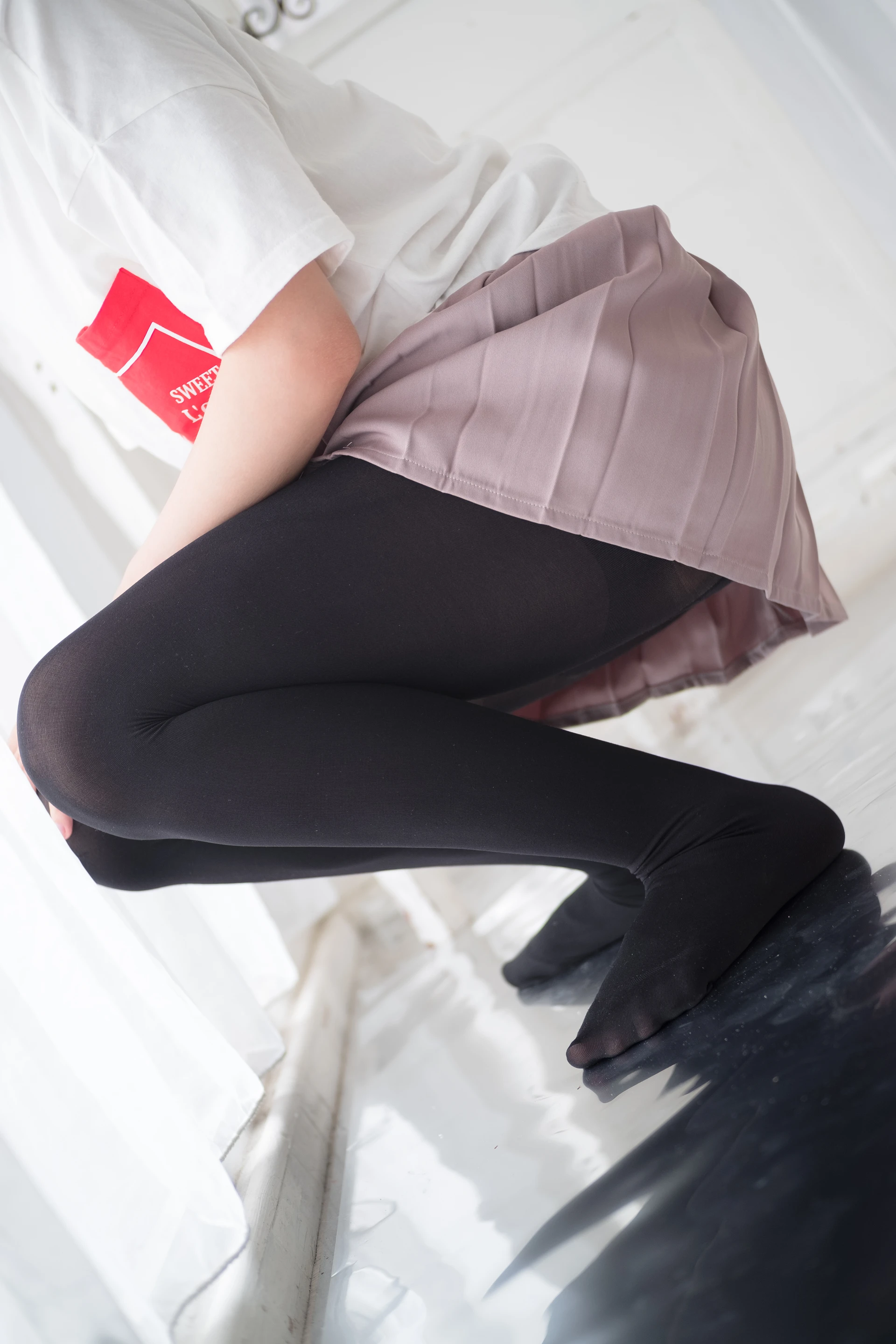 森萝财团 R15-029 [78P-387M]可爱, 森萝财团, 美腿, 黑丝