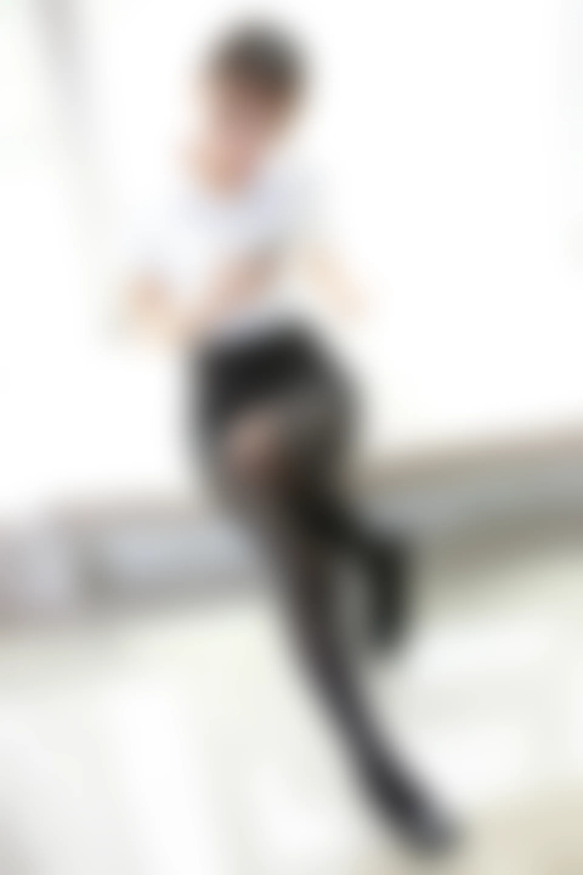 森萝财团 X-023 [118P1V-1.59G]制服, 森萝财团, 美腿, 黑丝