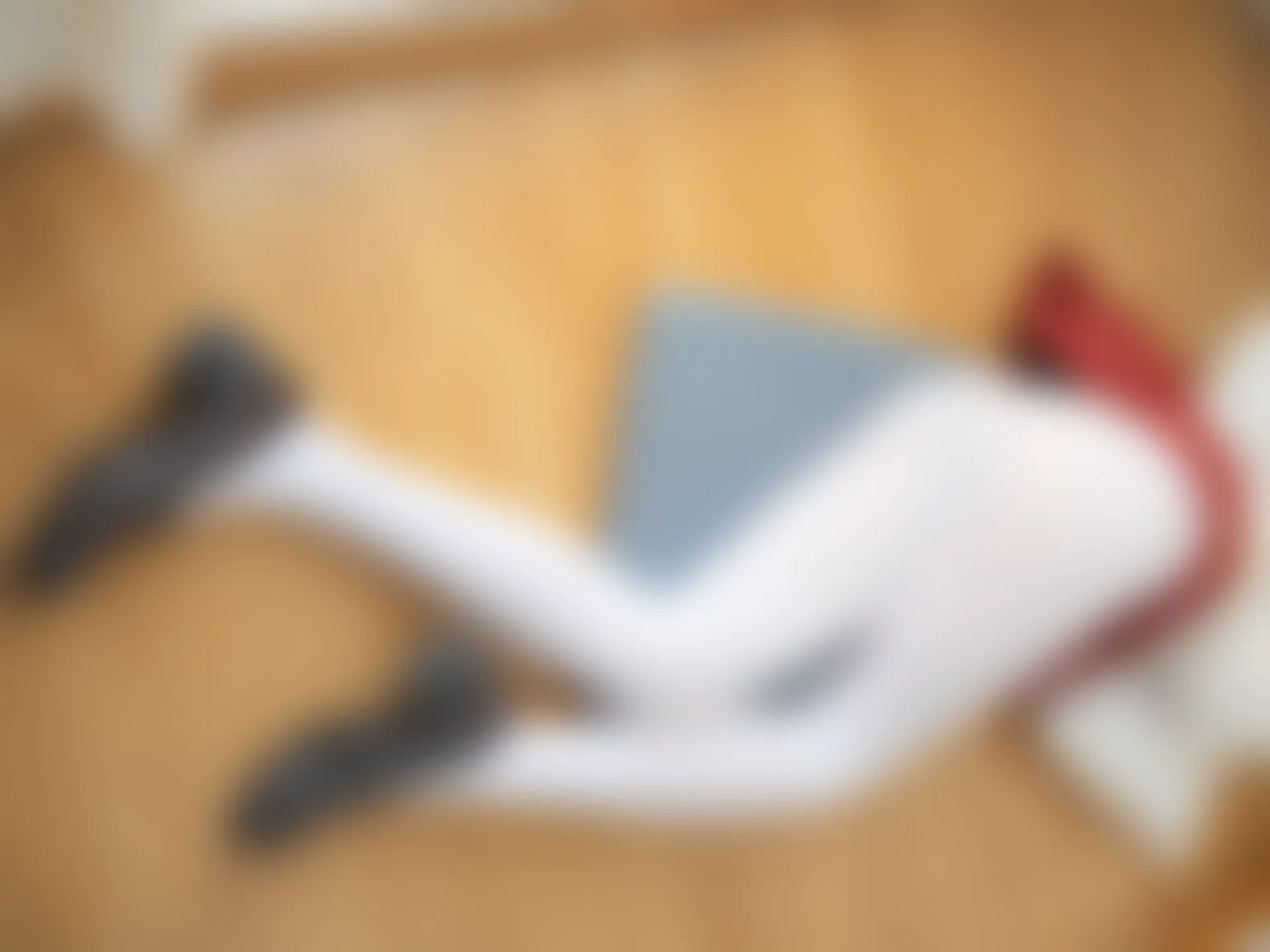 紧急企划 内部-015 一只喵喵梓 白丝肉丝JK制服 [90P1V-5.16GB]JK制服, 一只喵喵梓, 白丝, 紧急企划, 美腿, 美足, 肉丝