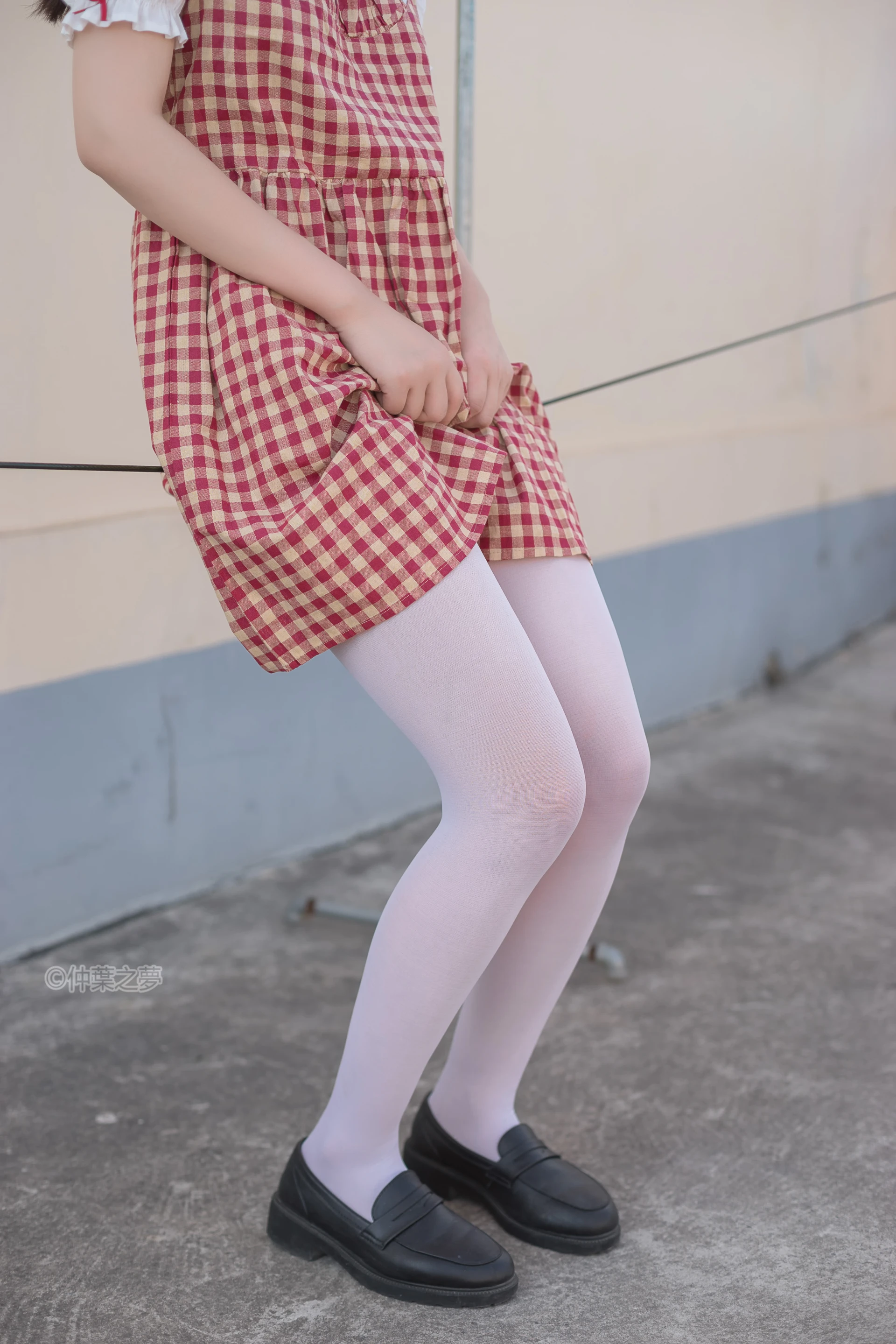 轻兰映画 SPL.009 [93P-214M]可爱, 白丝, 美腿, 轻兰映画