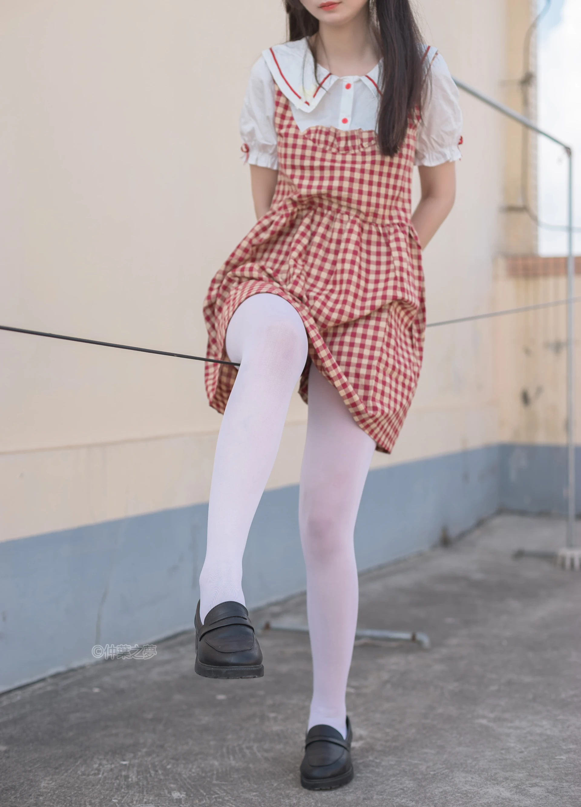 轻兰映画 SPL.009 [93P-214M]可爱, 白丝, 美腿, 轻兰映画