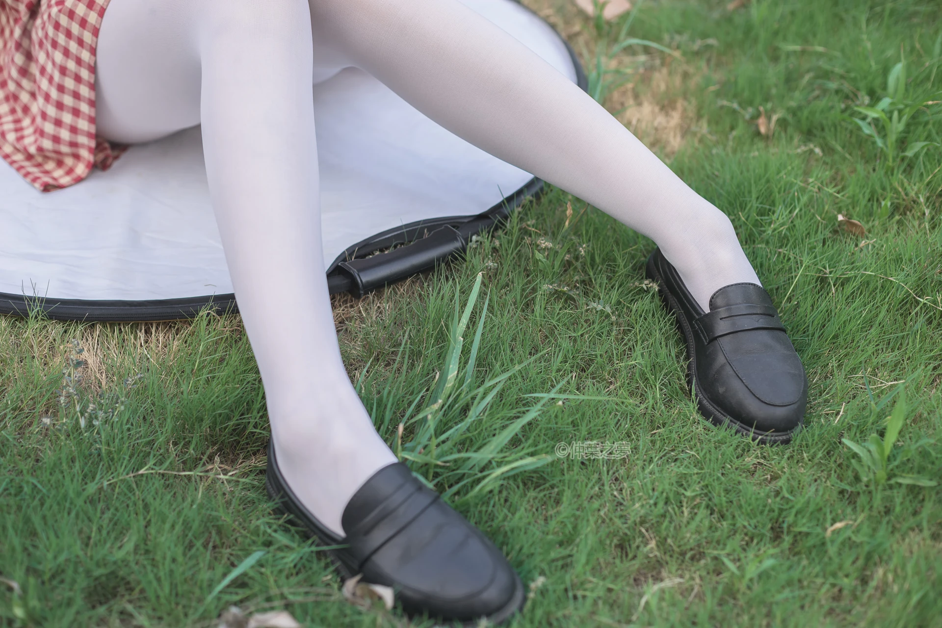 轻兰映画 SPL.009 [93P-214M]可爱, 白丝, 美腿, 轻兰映画