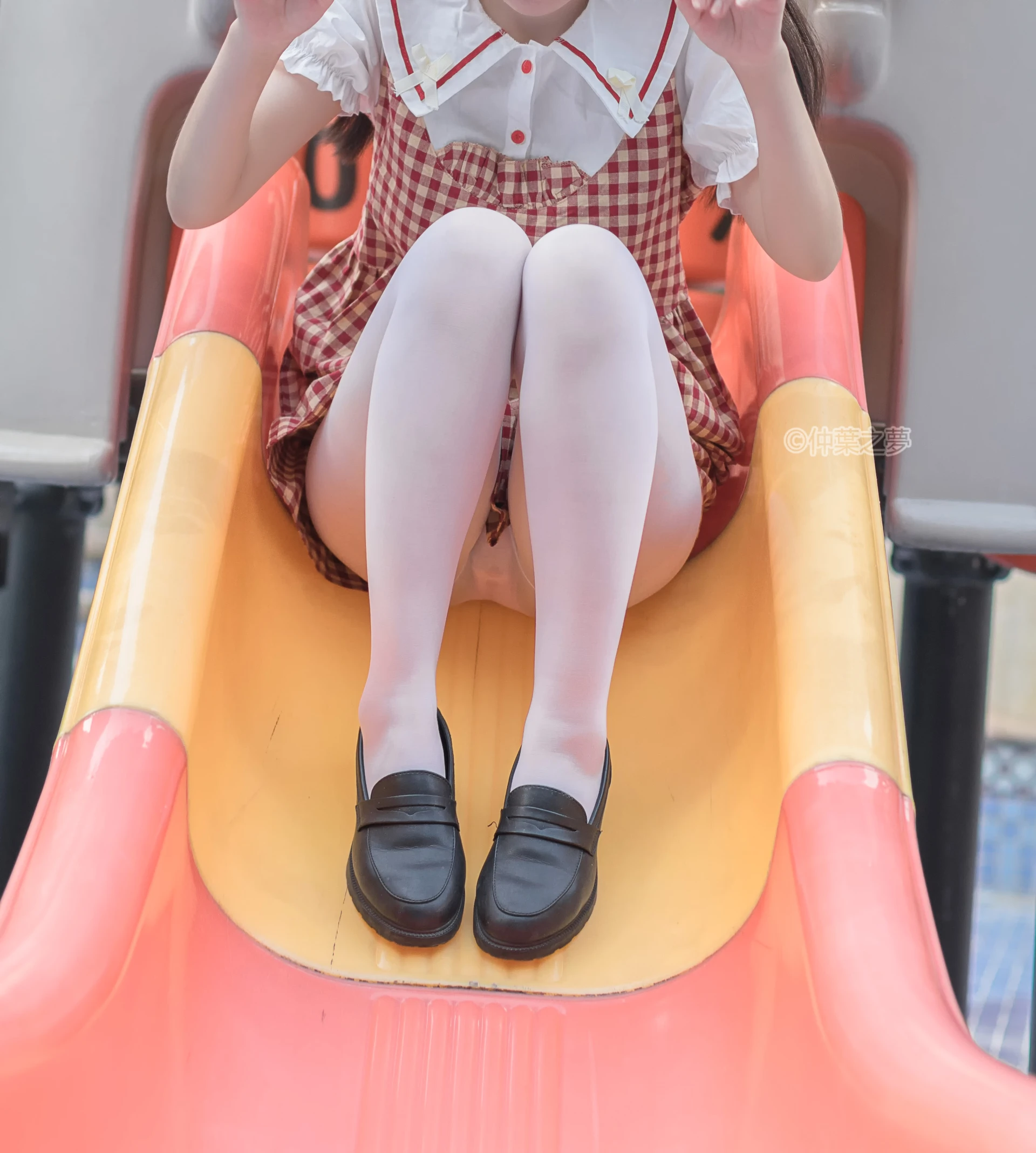 轻兰映画 SPL.009 [93P-214M]可爱, 白丝, 美腿, 轻兰映画