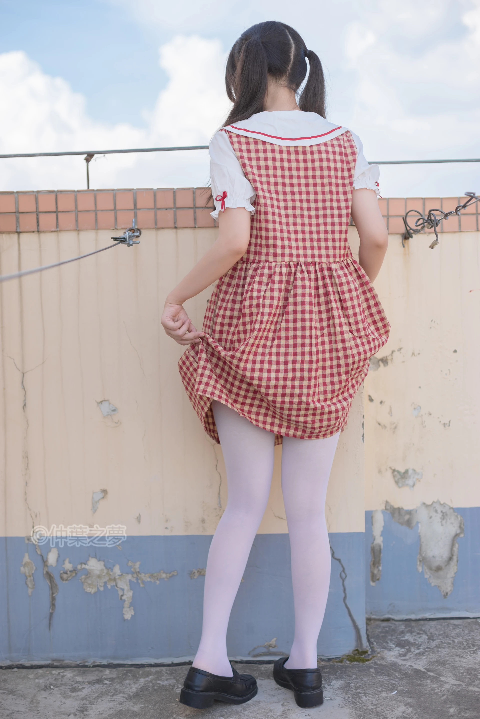 轻兰映画 SPL.009 [93P-214M]可爱, 白丝, 美腿, 轻兰映画