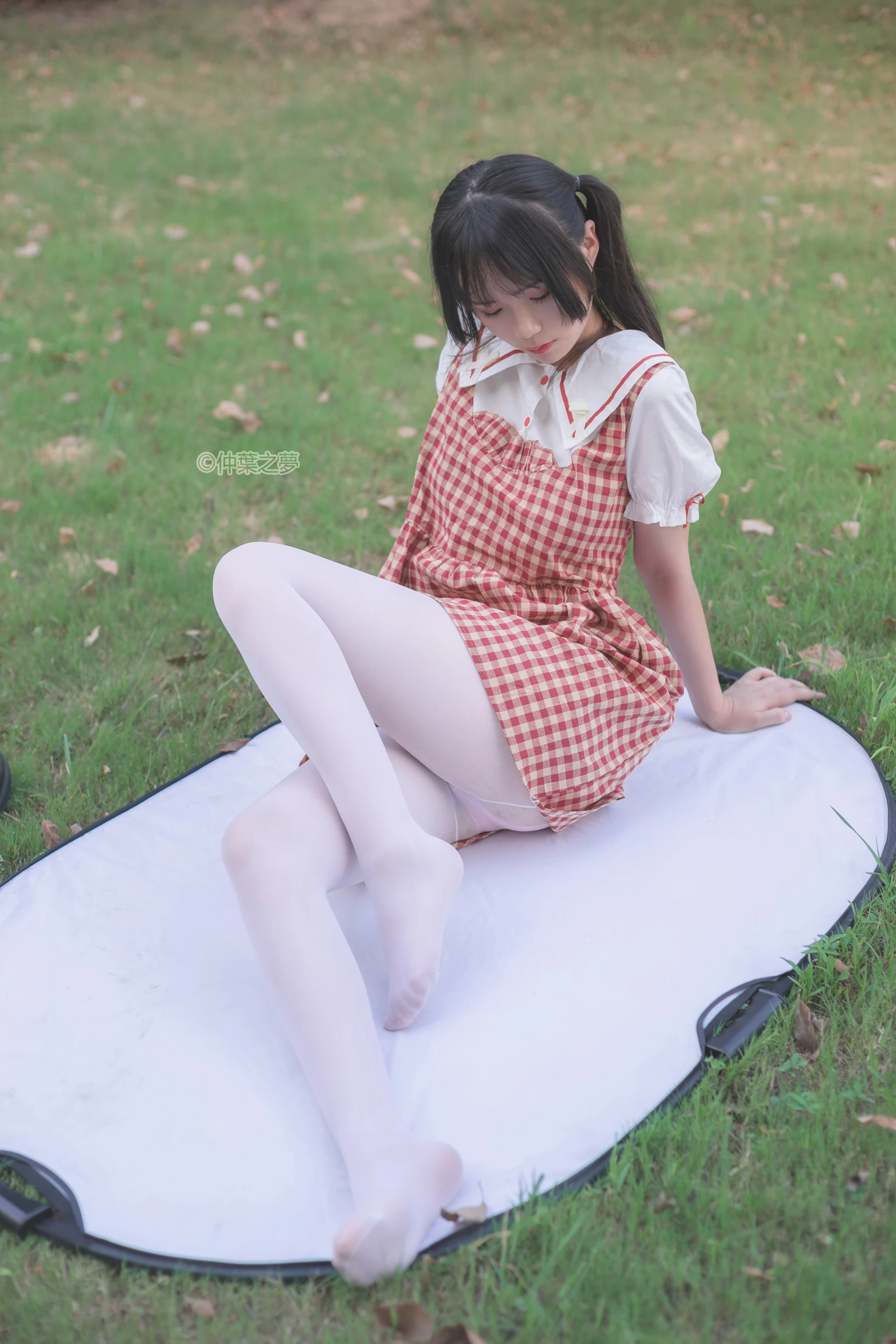 轻兰映画 SPL.009 [93P-214M]可爱, 白丝, 美腿, 轻兰映画