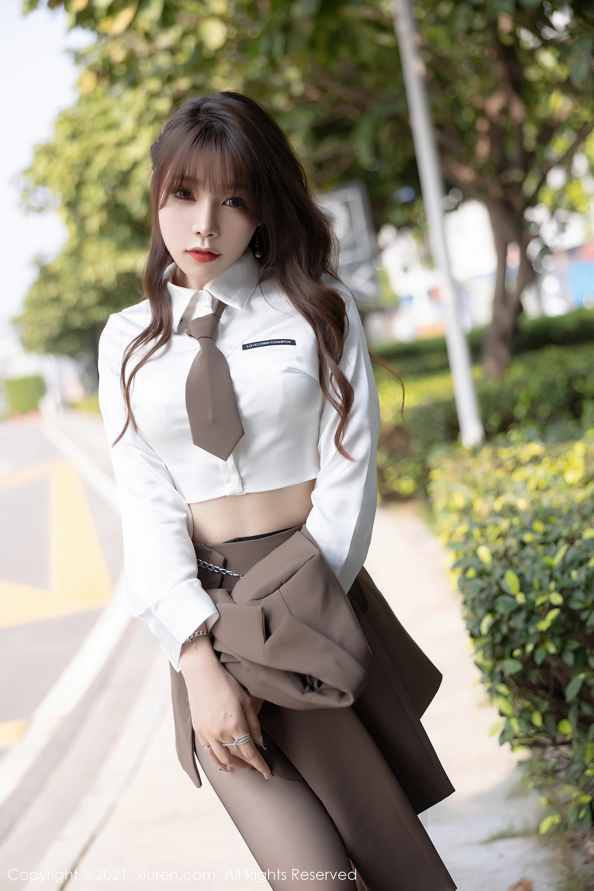 XiuRen秀人网 2021.12.03 No.4299 芝芝Booty 御姐美腿[90+1P 782MB]