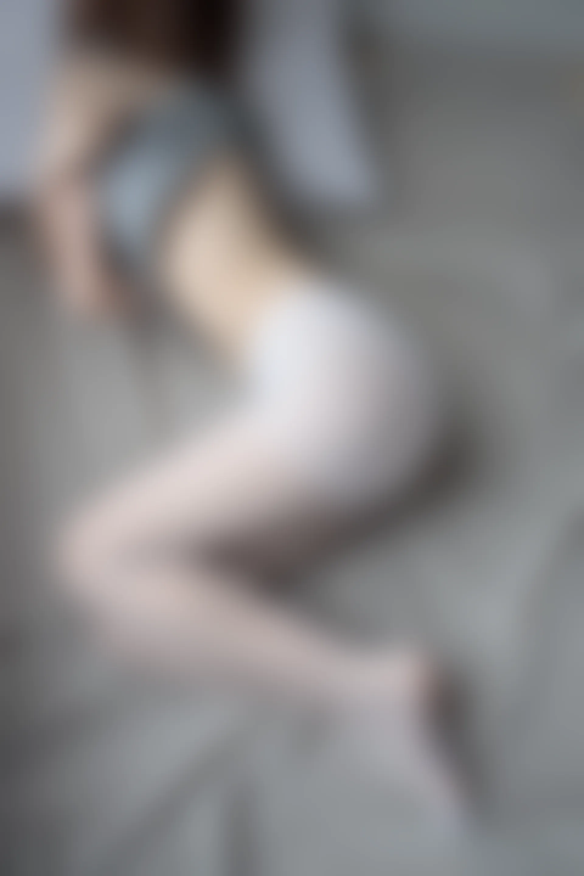 森萝财团 X-062 [100P1V-2.44G]森萝财团, 白丝, 美腿, 美足, 露背毛衣