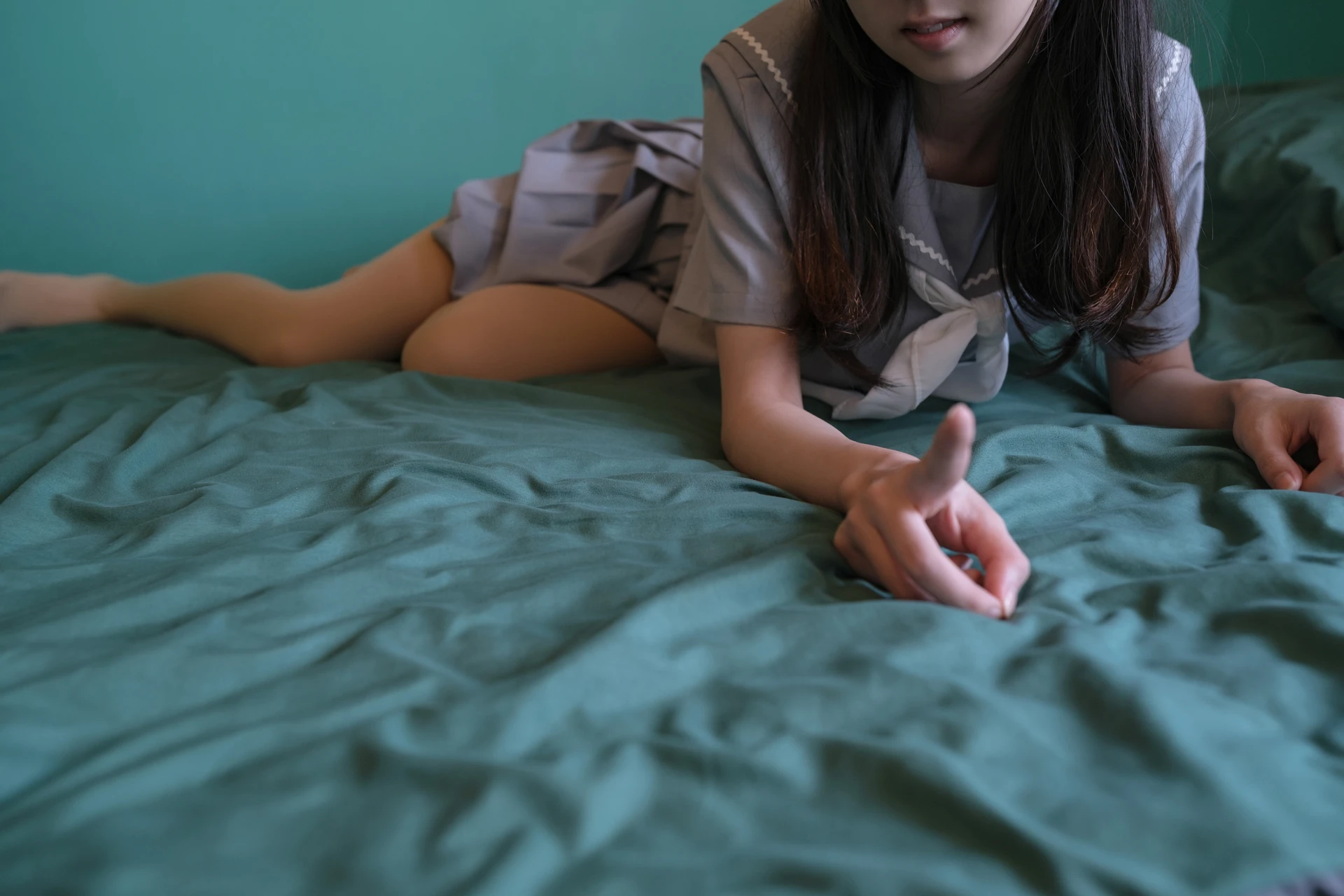 森萝财团 内部VIP系列 雏菊-05 双马尾肉丝JK制服 [109P1V-4.92GB]