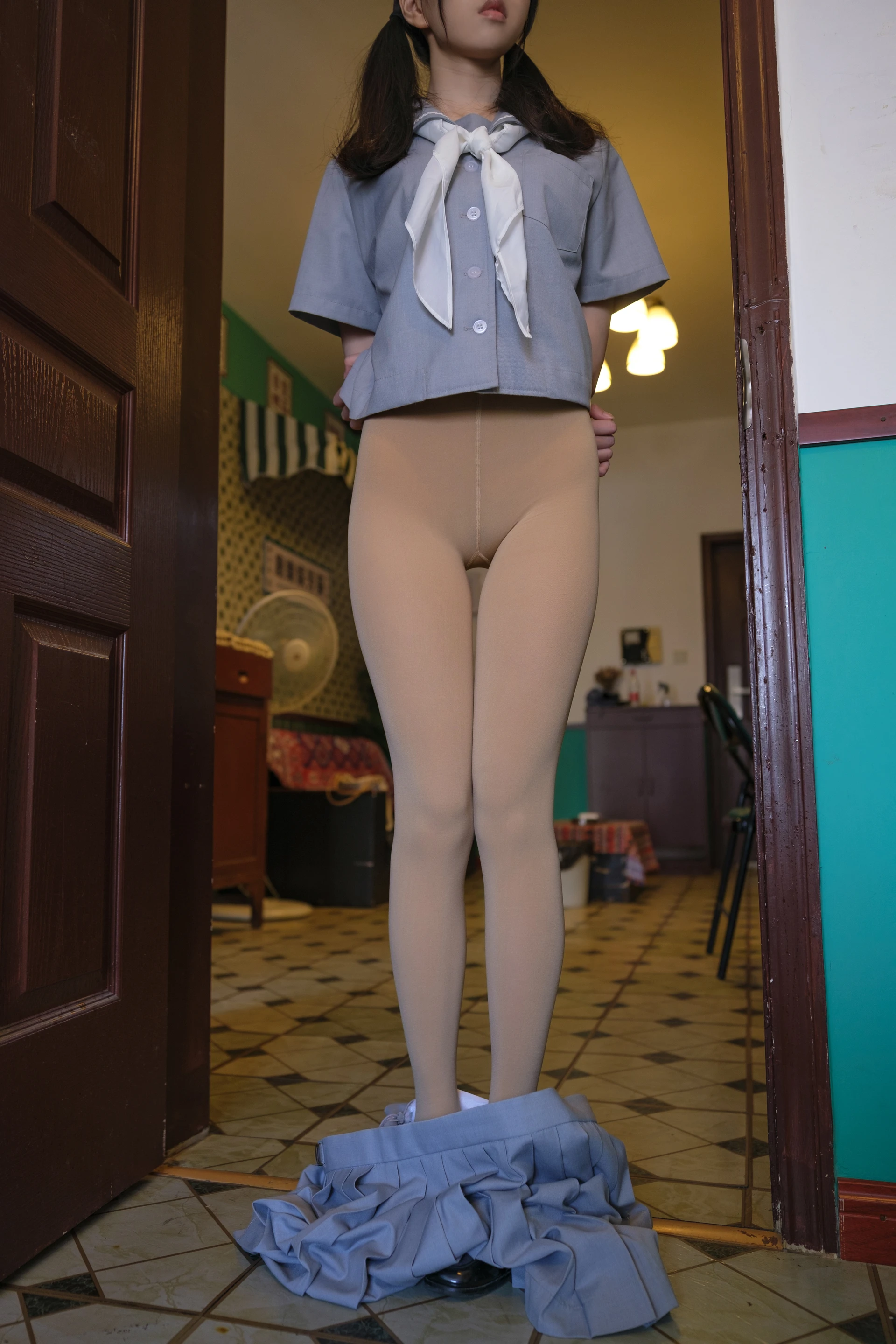 森萝财团 内部VIP系列 雏菊-05 双马尾肉丝JK制服 [109P1V-4.92GB]