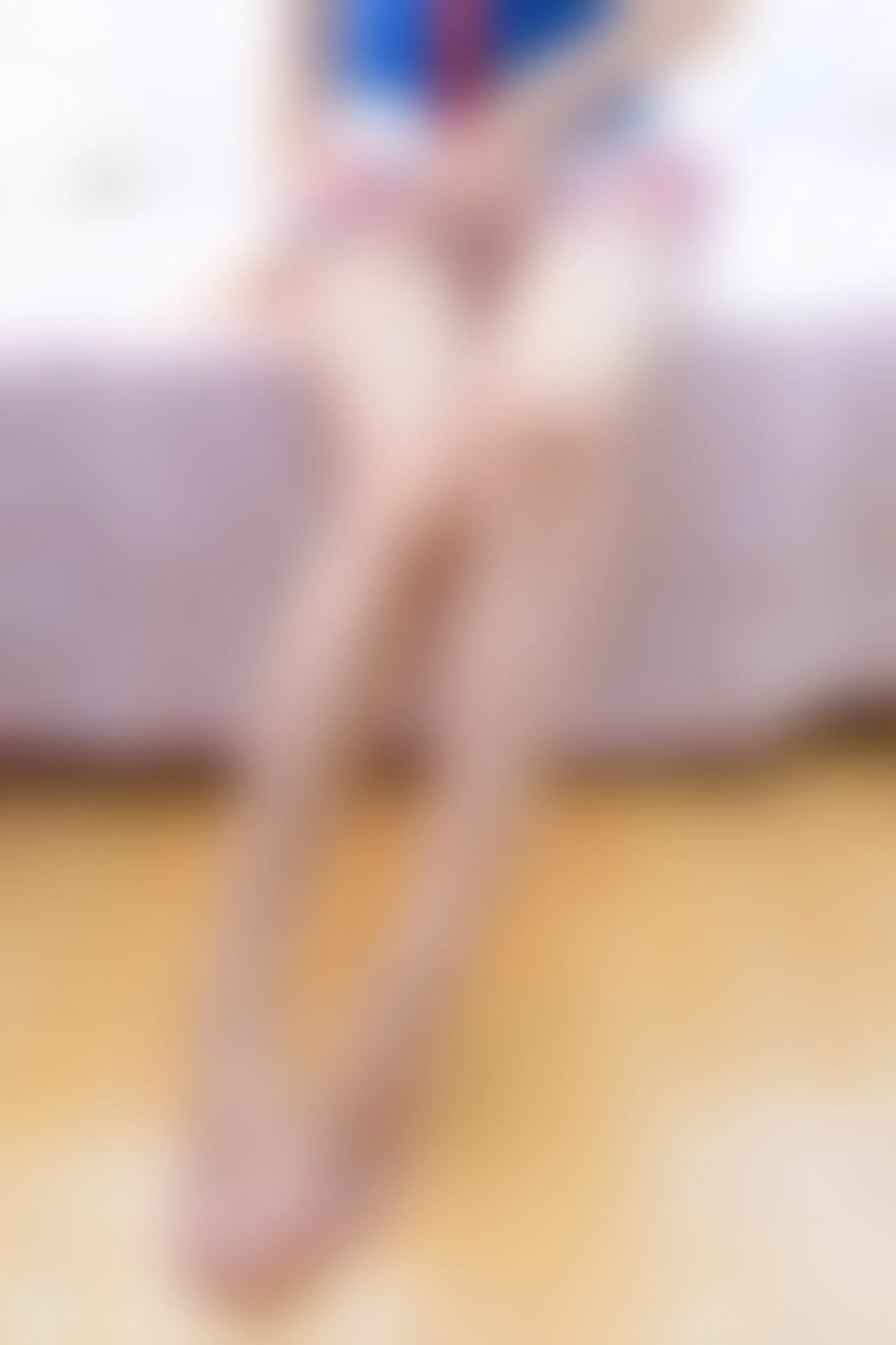 C27.003 短裙红丝带 [40P-384MB]