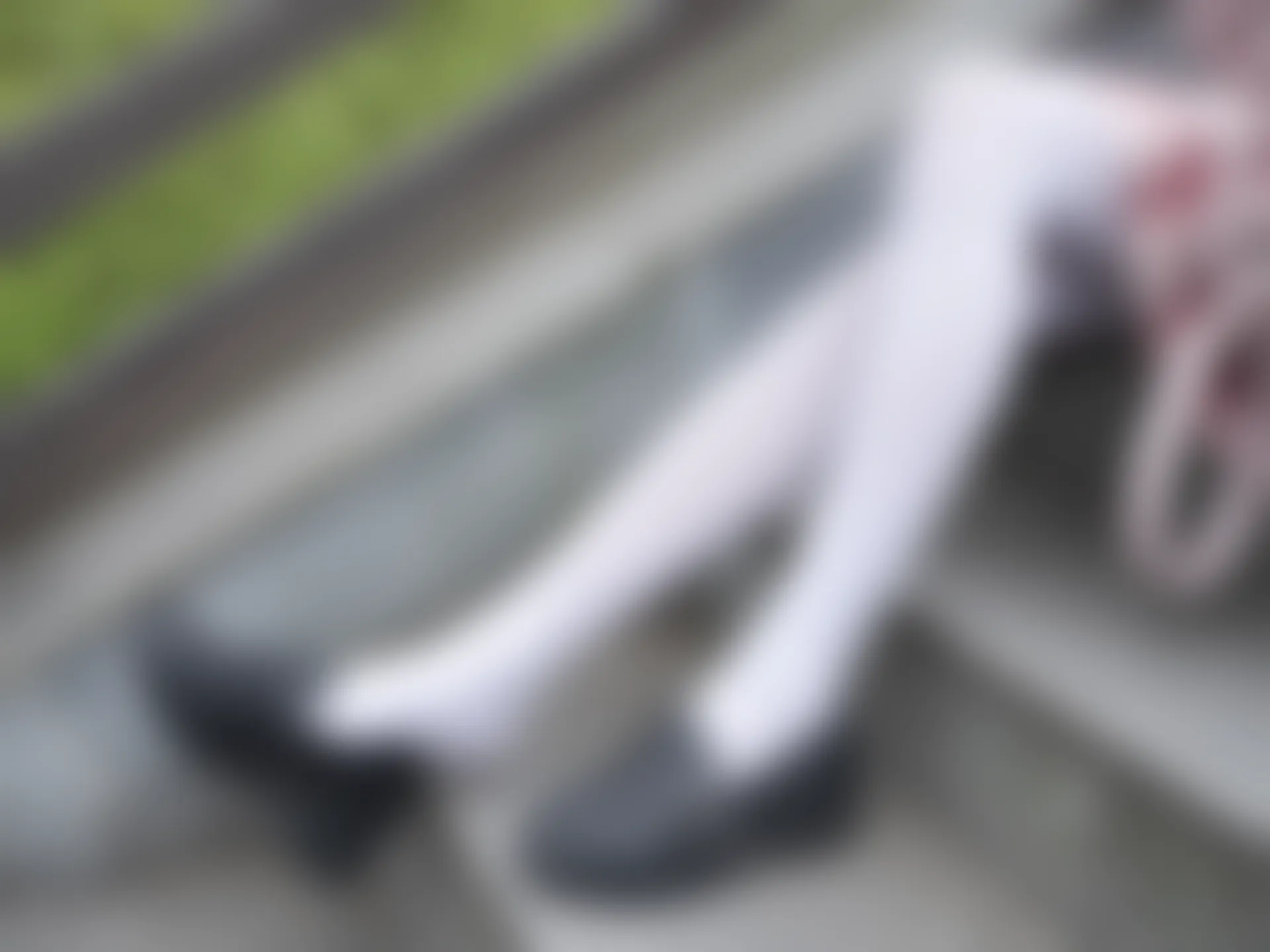 紧急企划 Y-002 [108P-1.63G] 咦咿yiyiyiyiyi 白丝JK制服 户外车内JK, 咦咿yiyiyiyiyi, 白丝, 紧急企划, 美腿, 美足