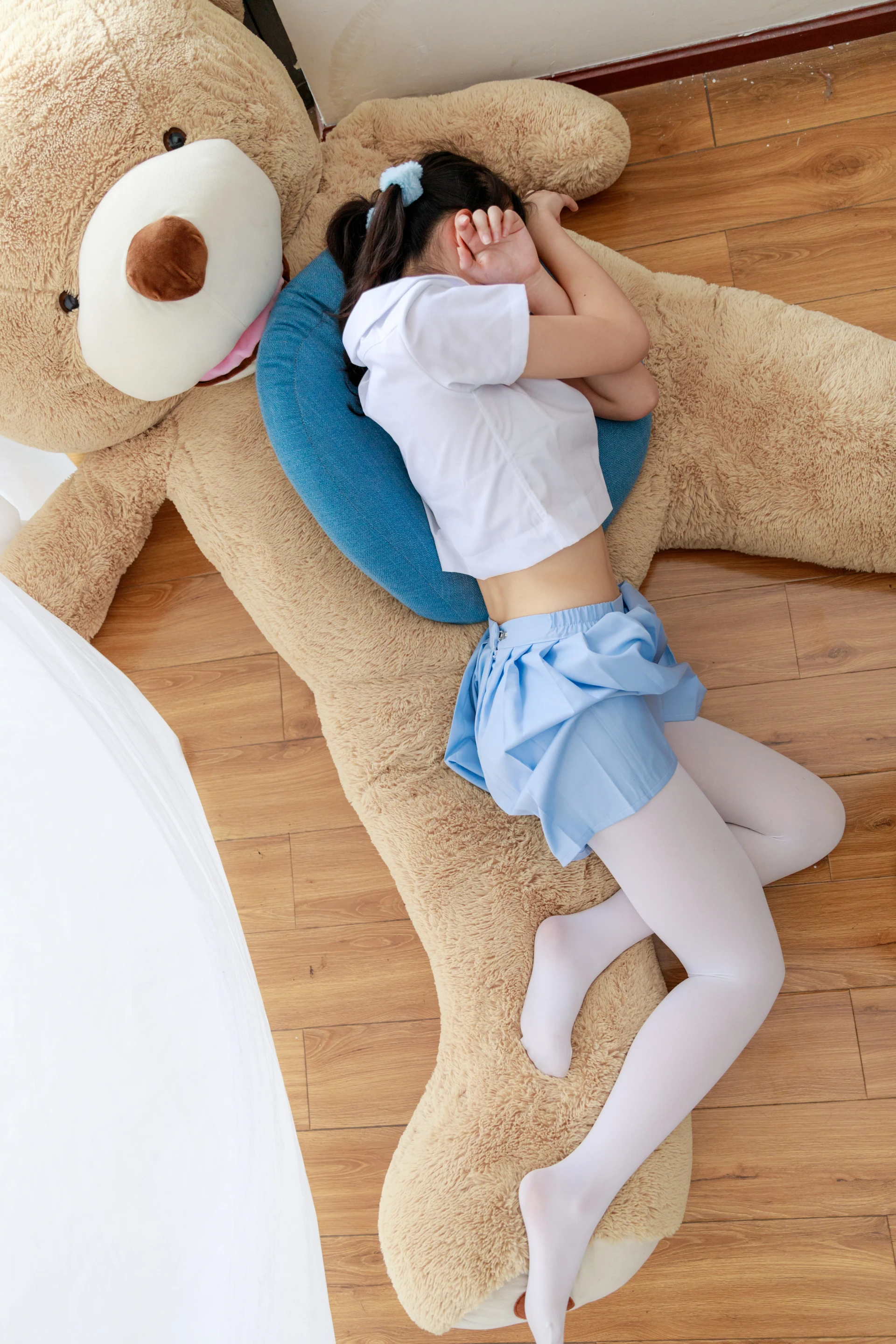 喵写真 R15-007 [81P1V-718M]可爱, 喵写真, 学生装, 白丝, 美腿