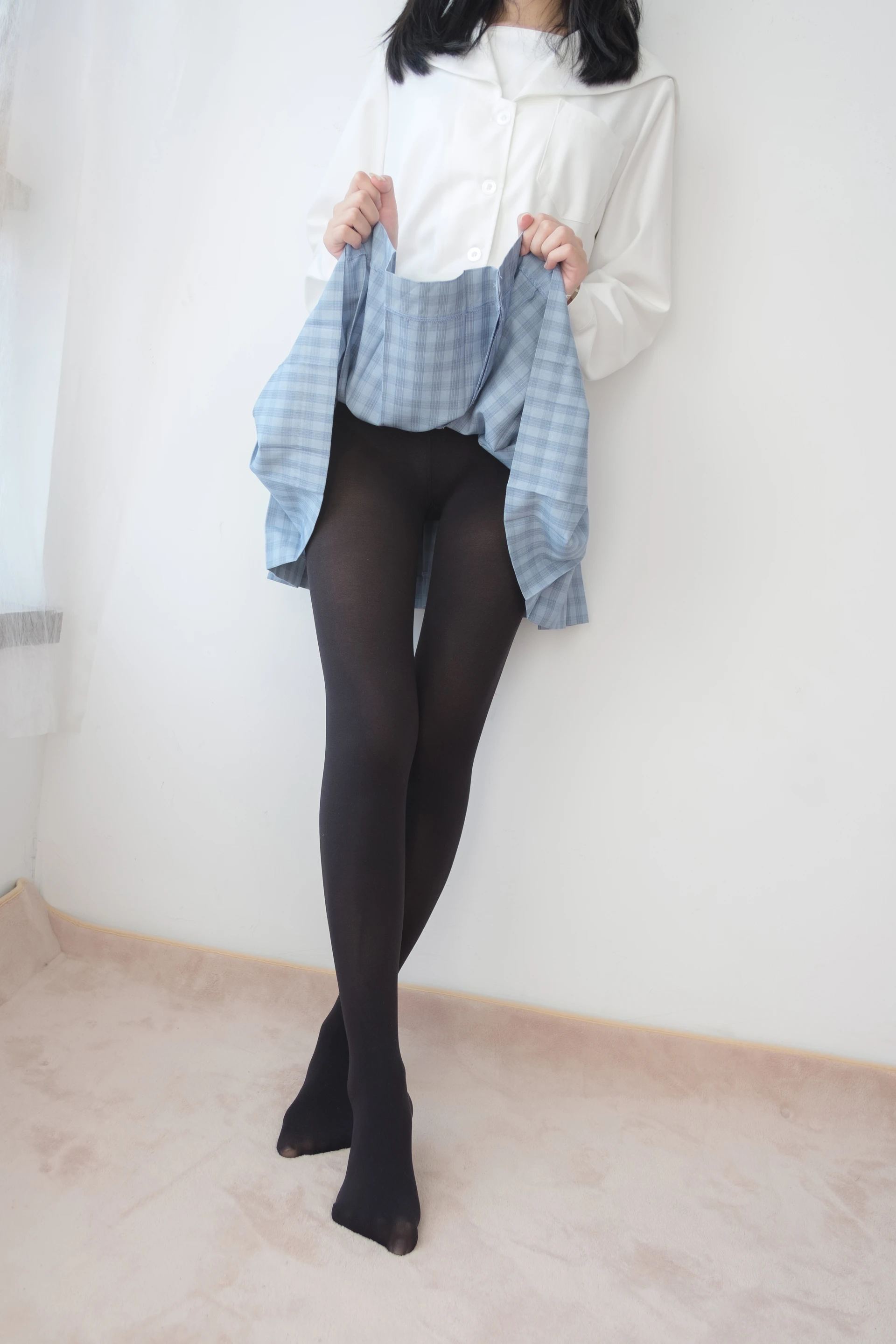 爱花写真 ALPHA-005 [135P-1.34G]森萝财团, 爱花写真, 美腿, 美足, 黑丝