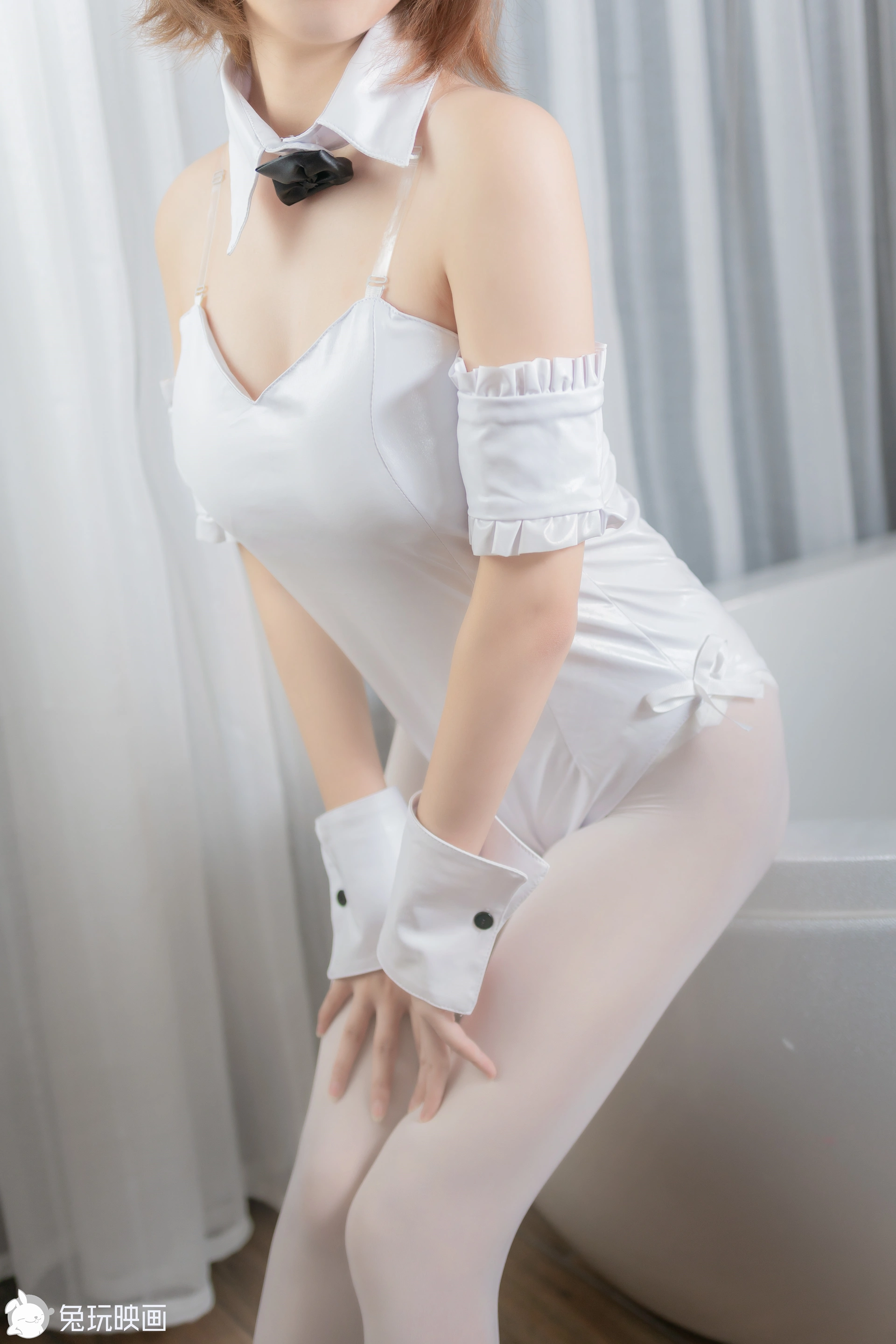 C20.002 白色兔女郎 [43P-328MB]