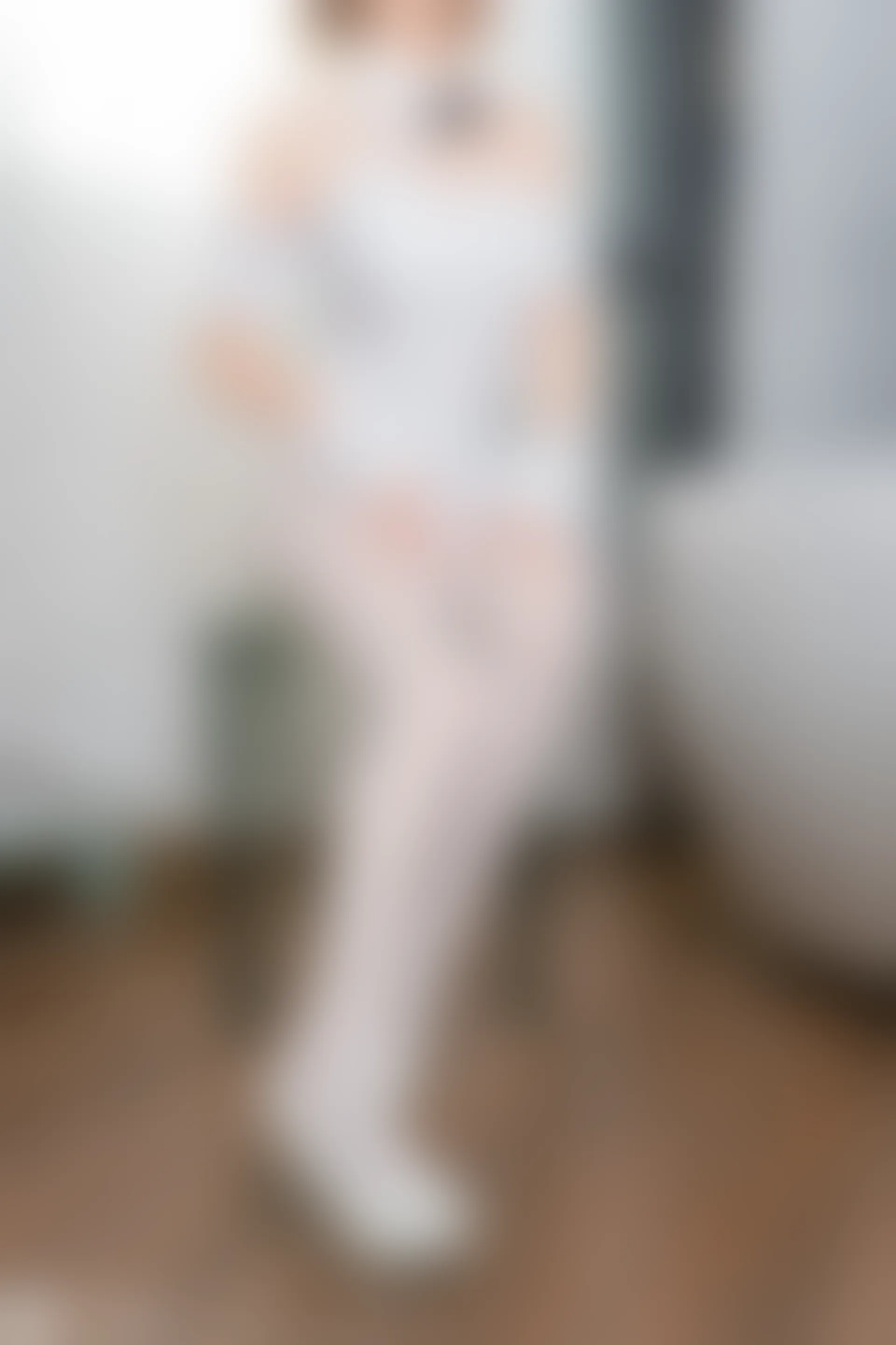 C20.002 白色兔女郎 [43P-328MB]