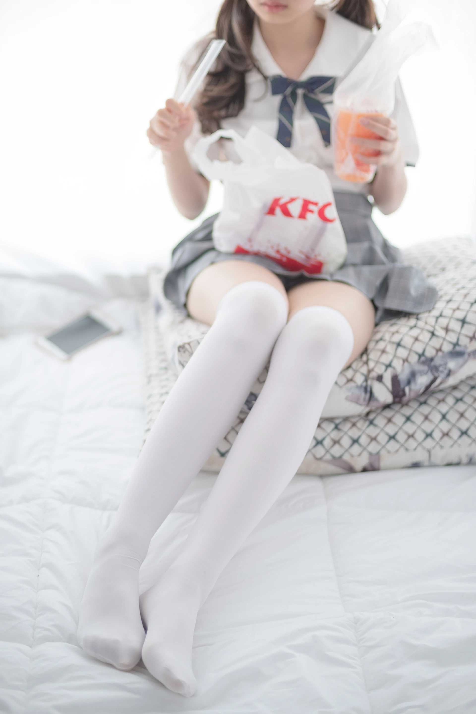 森萝财团 R15-009 [84P-390M]制服, 可爱, 学生装, 森萝财团, 白丝