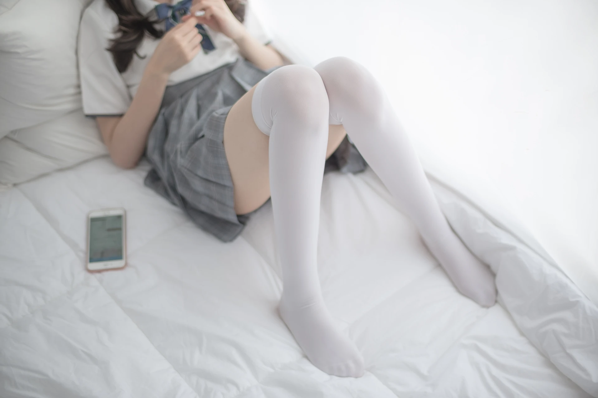 森萝财团 R15-009 [84P-390M]制服, 可爱, 学生装, 森萝财团, 白丝