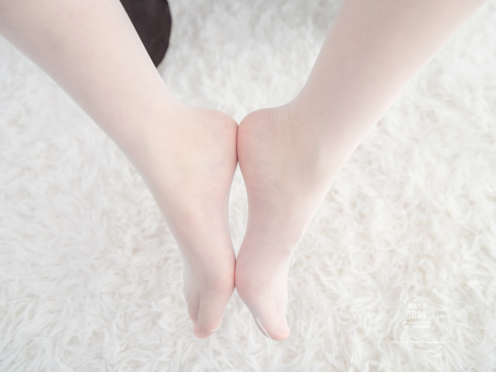 紧急企划 EX.012 见希w 白丝修女 [56P1V-1.87GB]修女, 白丝, 紧急企划, 美腿, 美足, 见希w