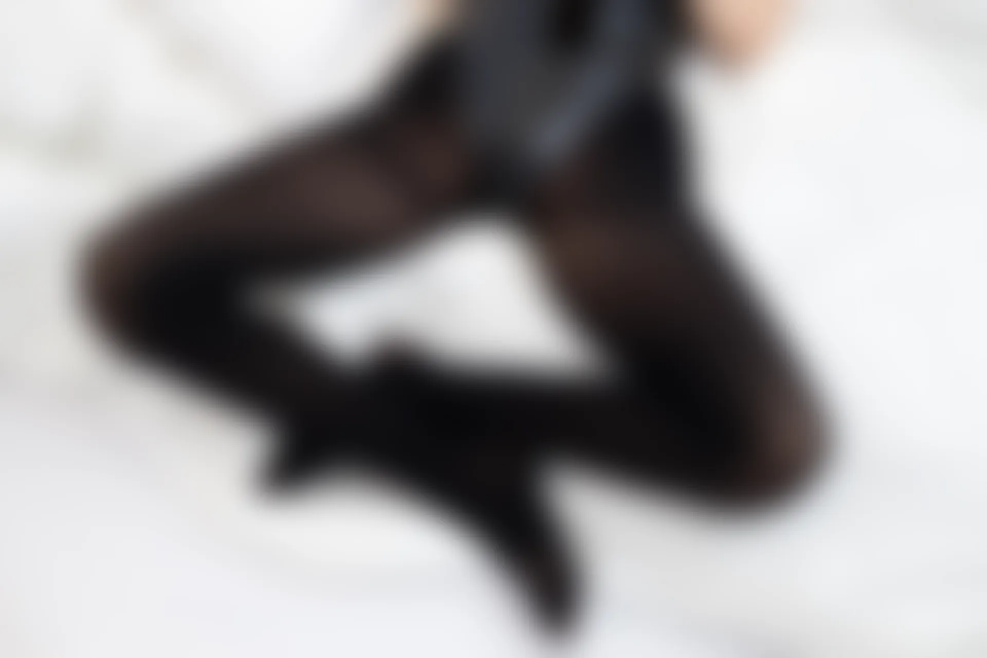 爱花写真 ALPHA-017 [217P-2.52G]—— 标签：森萝财团, 爱花写真, 美腿, 美足, 黑丝