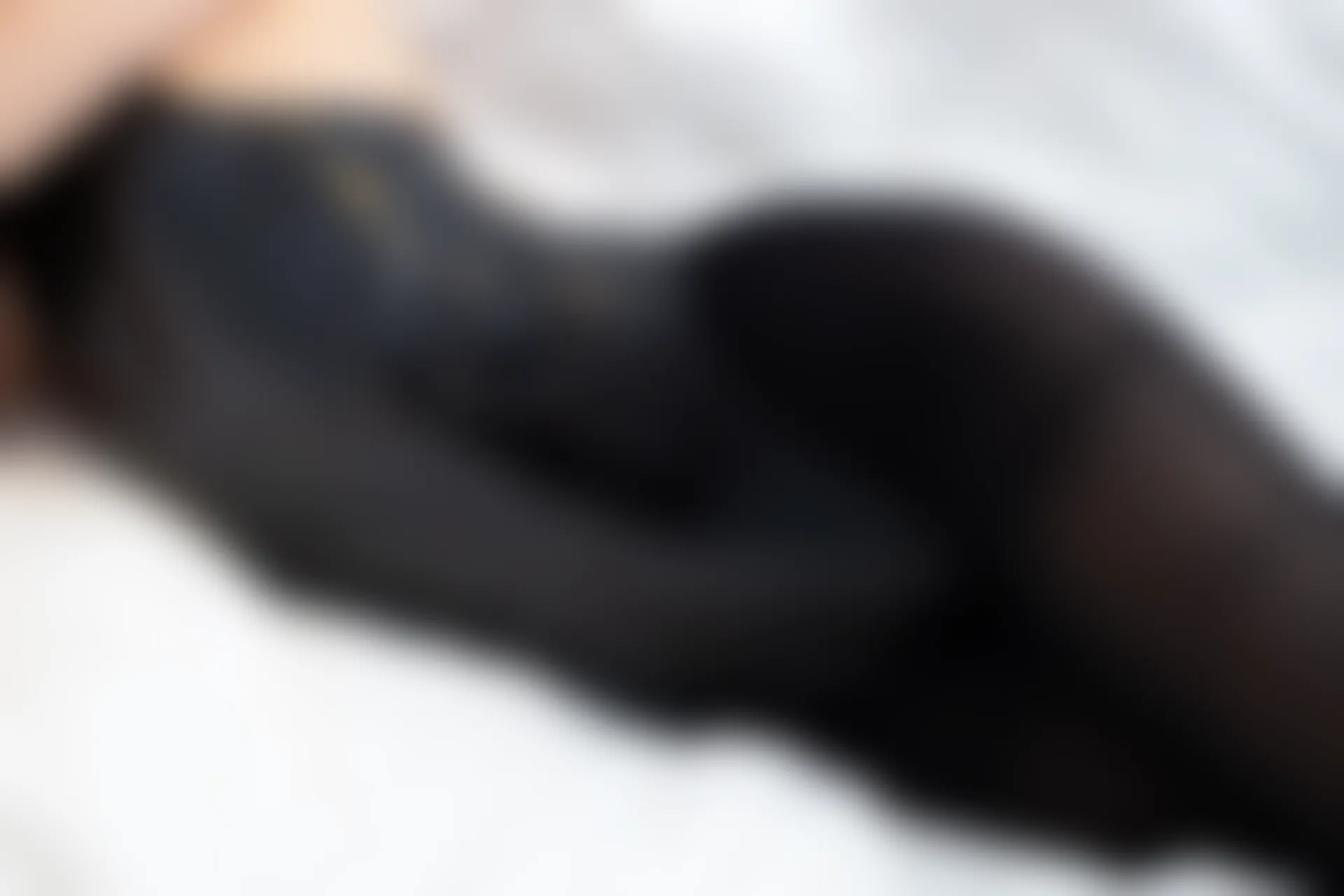 爱花写真 ALPHA-017 [217P-2.52G]—— 标签：森萝财团, 爱花写真, 美腿, 美足, 黑丝